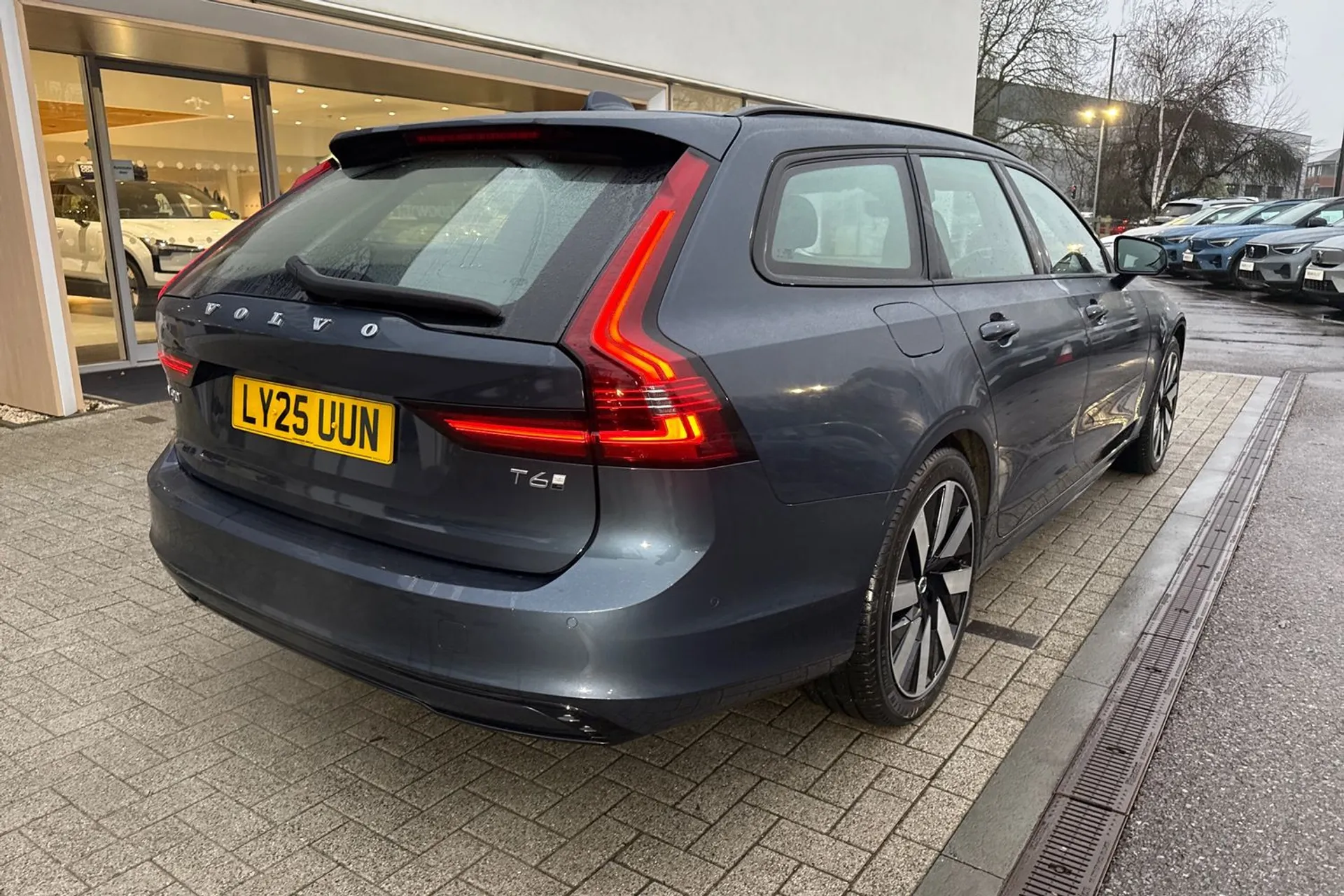 Volvo V90 thumbnail image number 8
