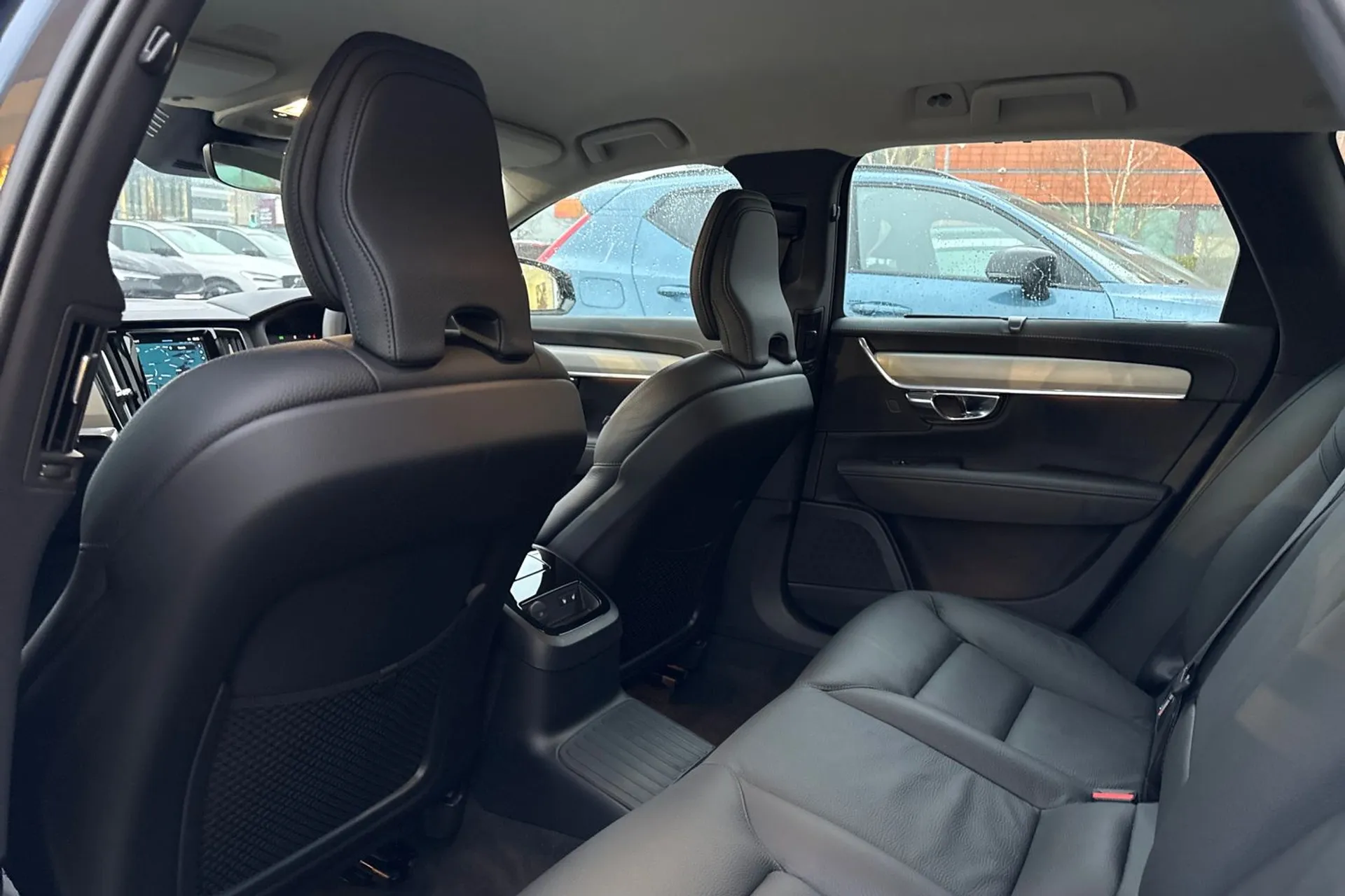 Volvo V90 thumbnail image number 31