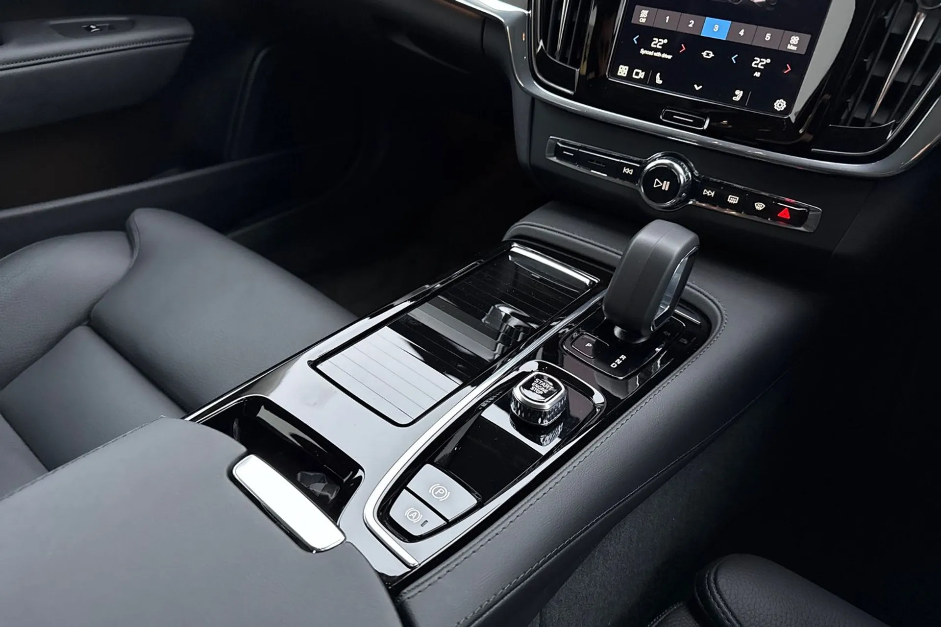 Volvo V90 thumbnail image number 46