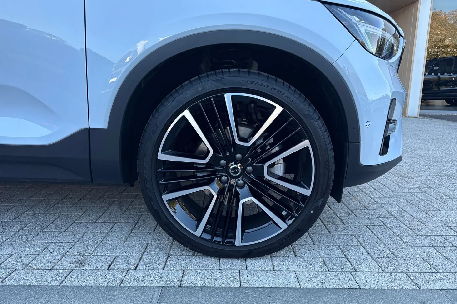 Volvo XC40 thumbnail image number 13