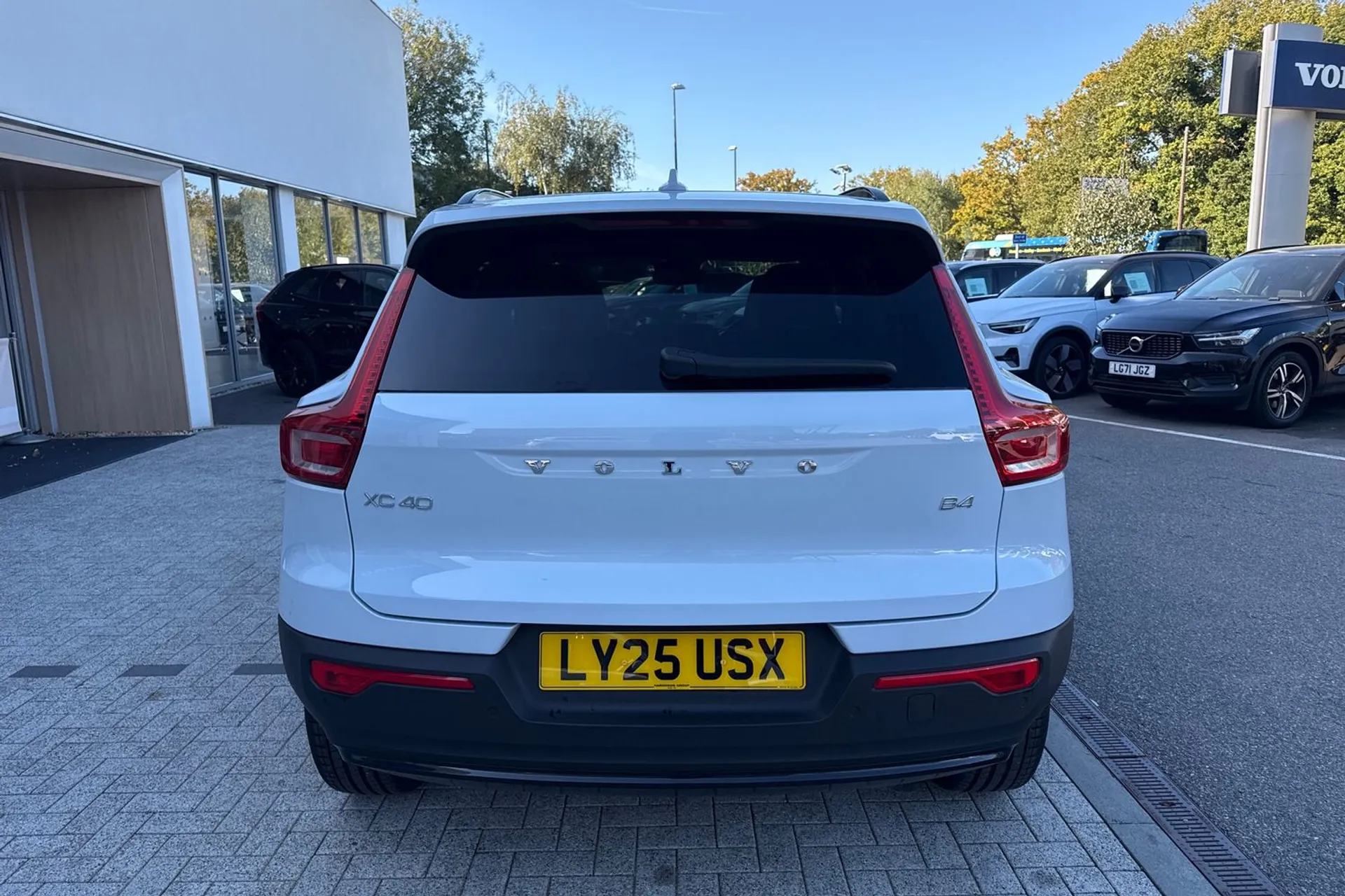 Volvo XC40 thumbnail image number 8