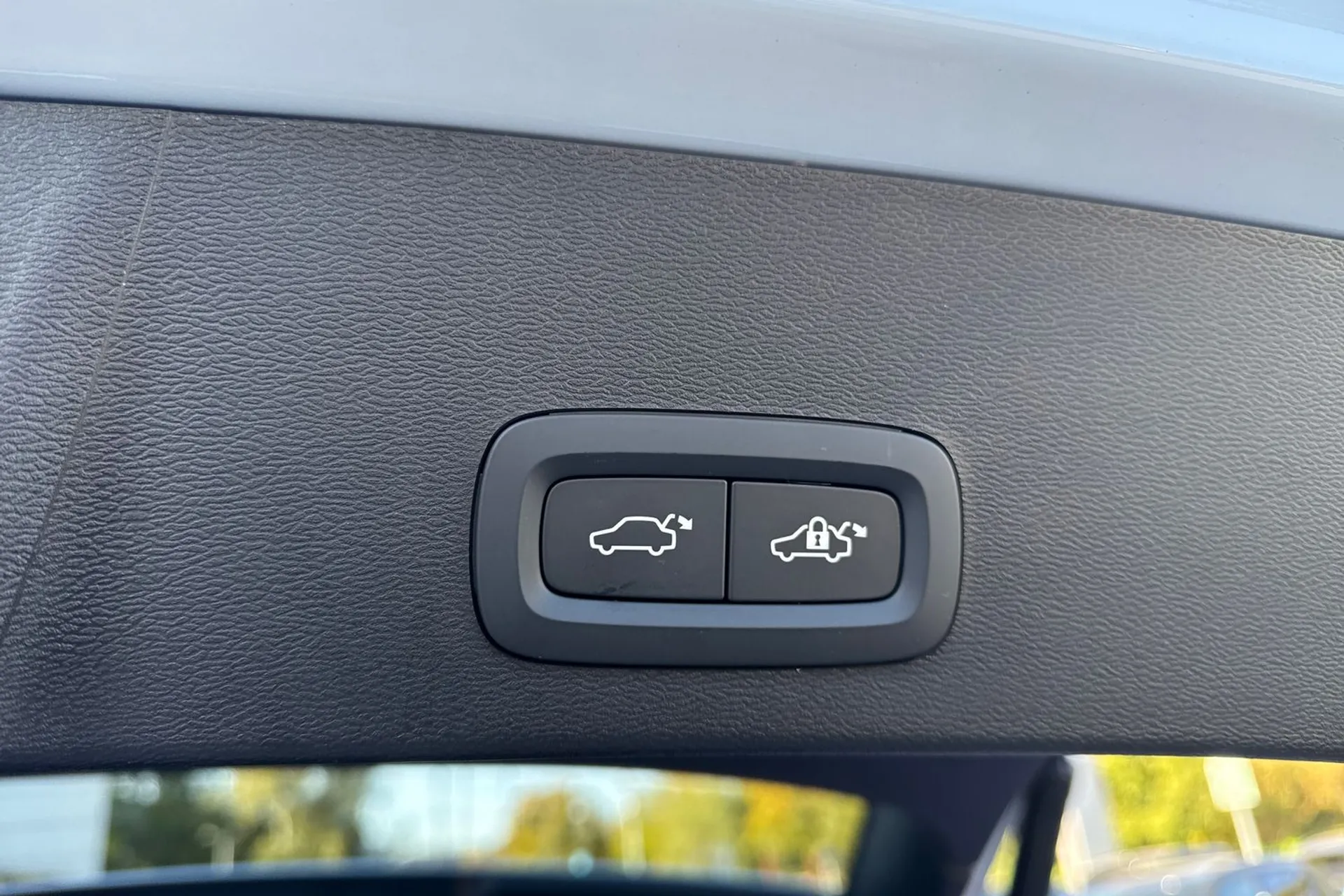 Volvo XC40 thumbnail image number 20