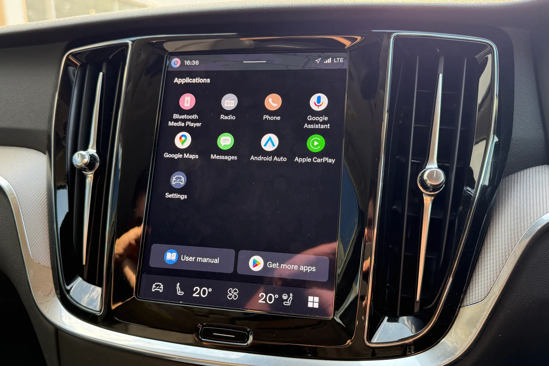Volvo V60 thumbnail image number 39