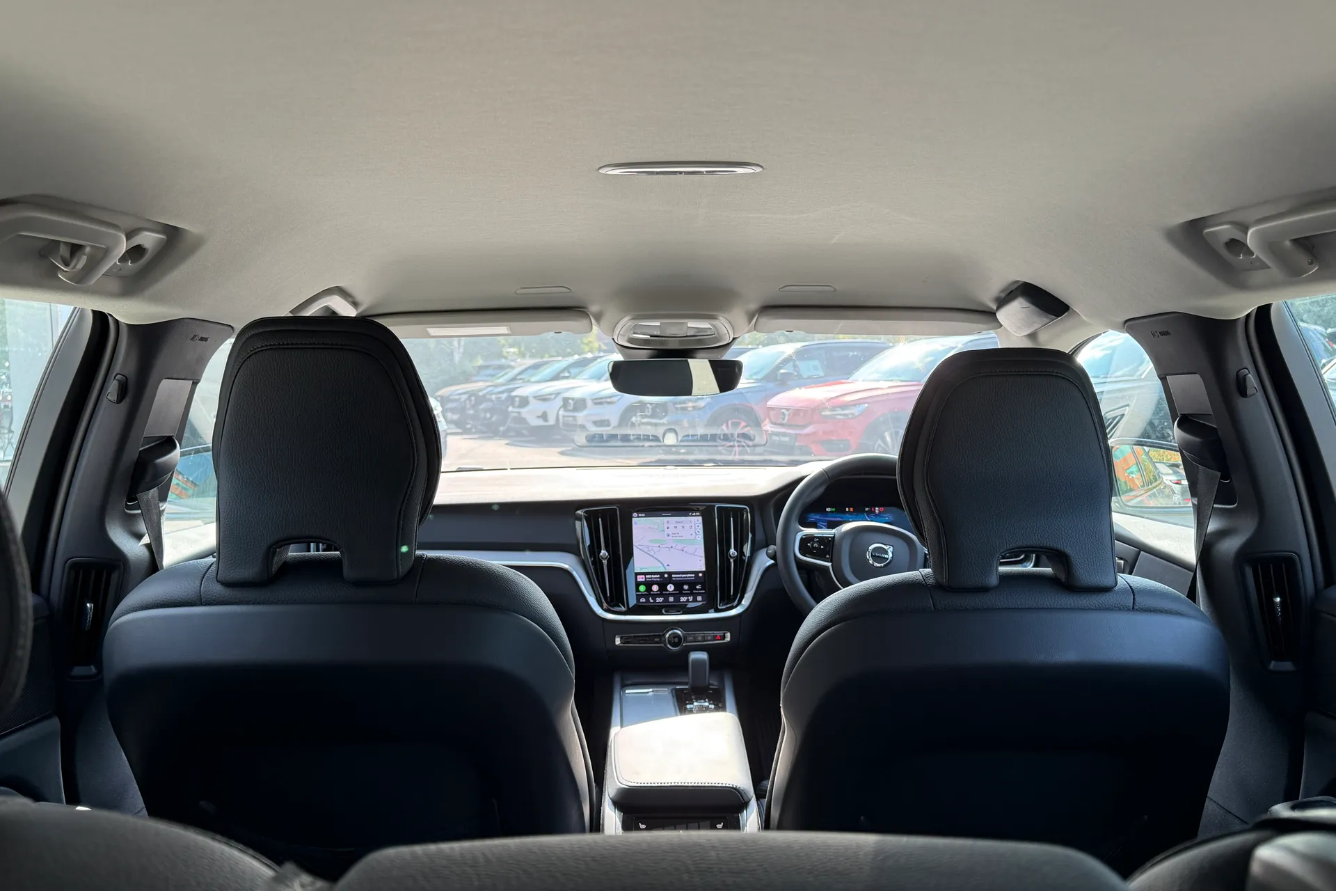 Volvo V60 thumbnail image number 22