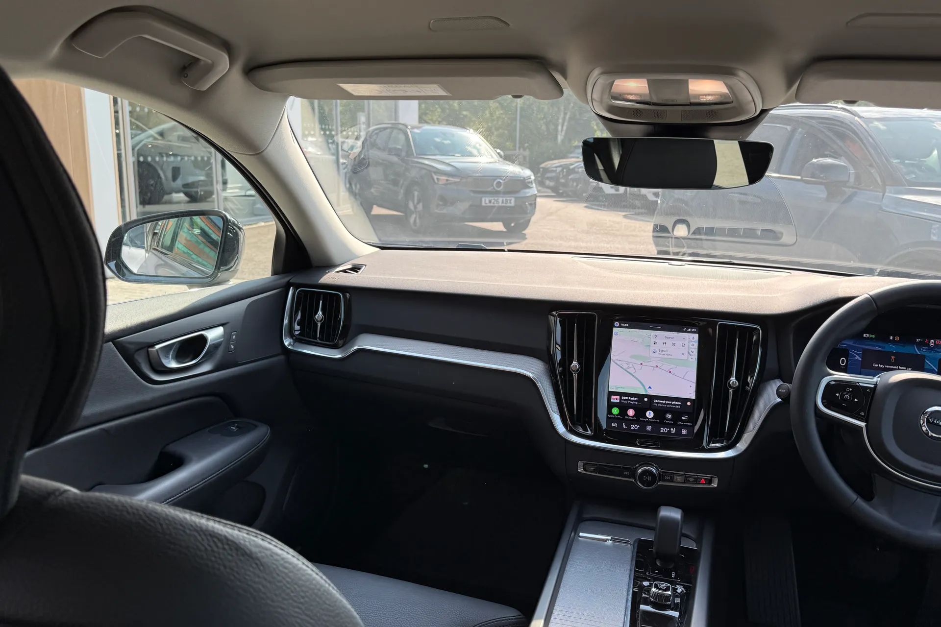 Volvo V60 thumbnail image number 31