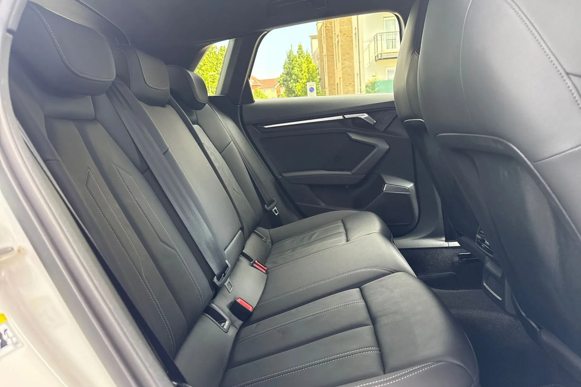 Audi A3 thumbnail image number 21