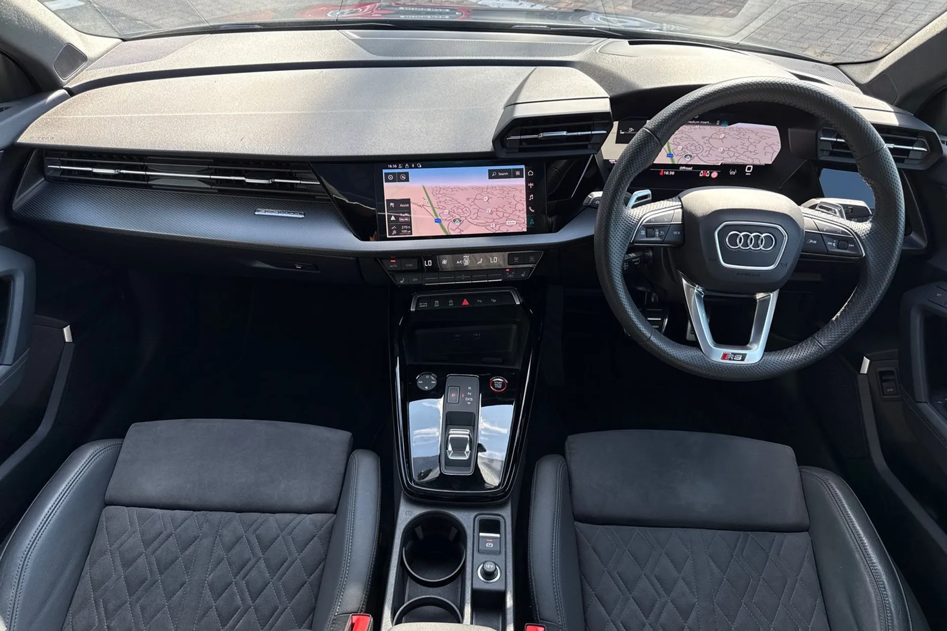 Audi RS3 thumbnail image number 31