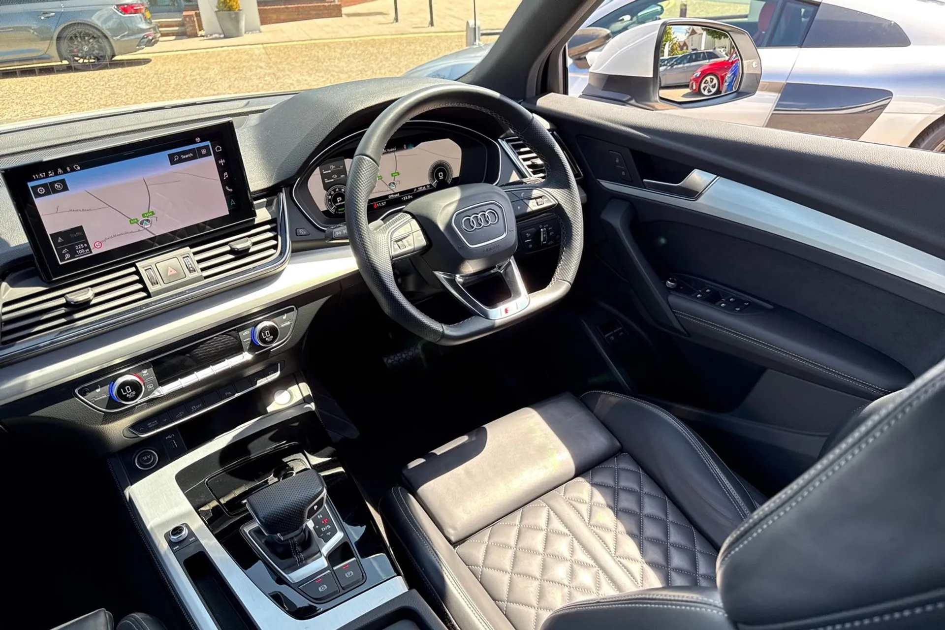 Audi Q5 thumbnail image number 39