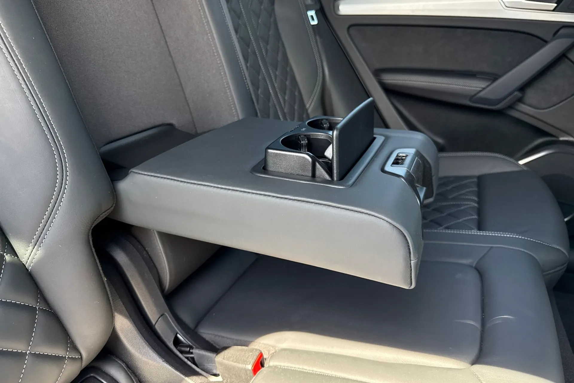 Audi Q5 thumbnail image number 43