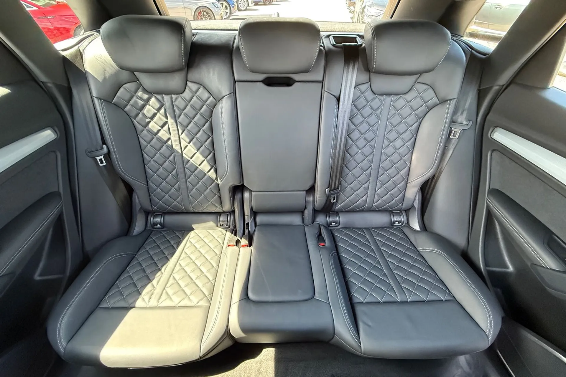 Audi Q5 thumbnail image number 7