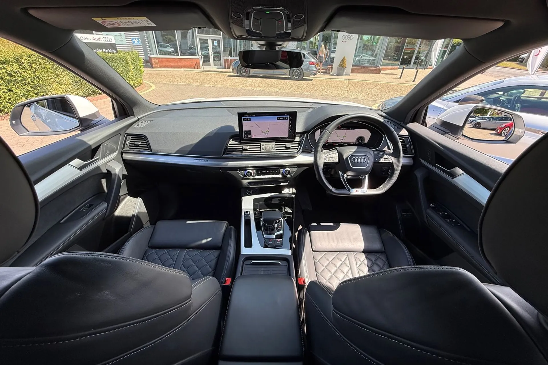 Audi Q5 thumbnail image number 3