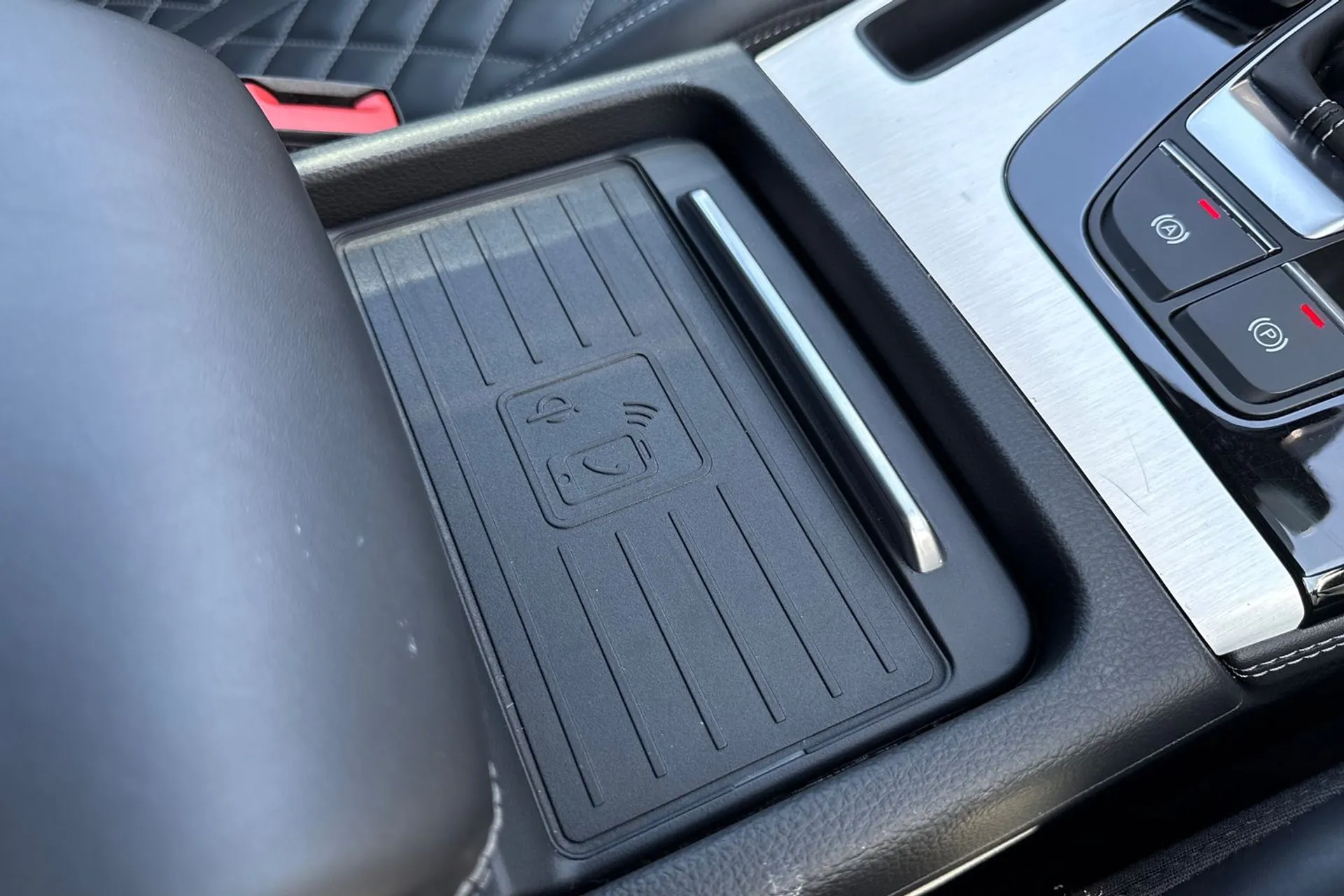 Audi Q5 thumbnail image number 16