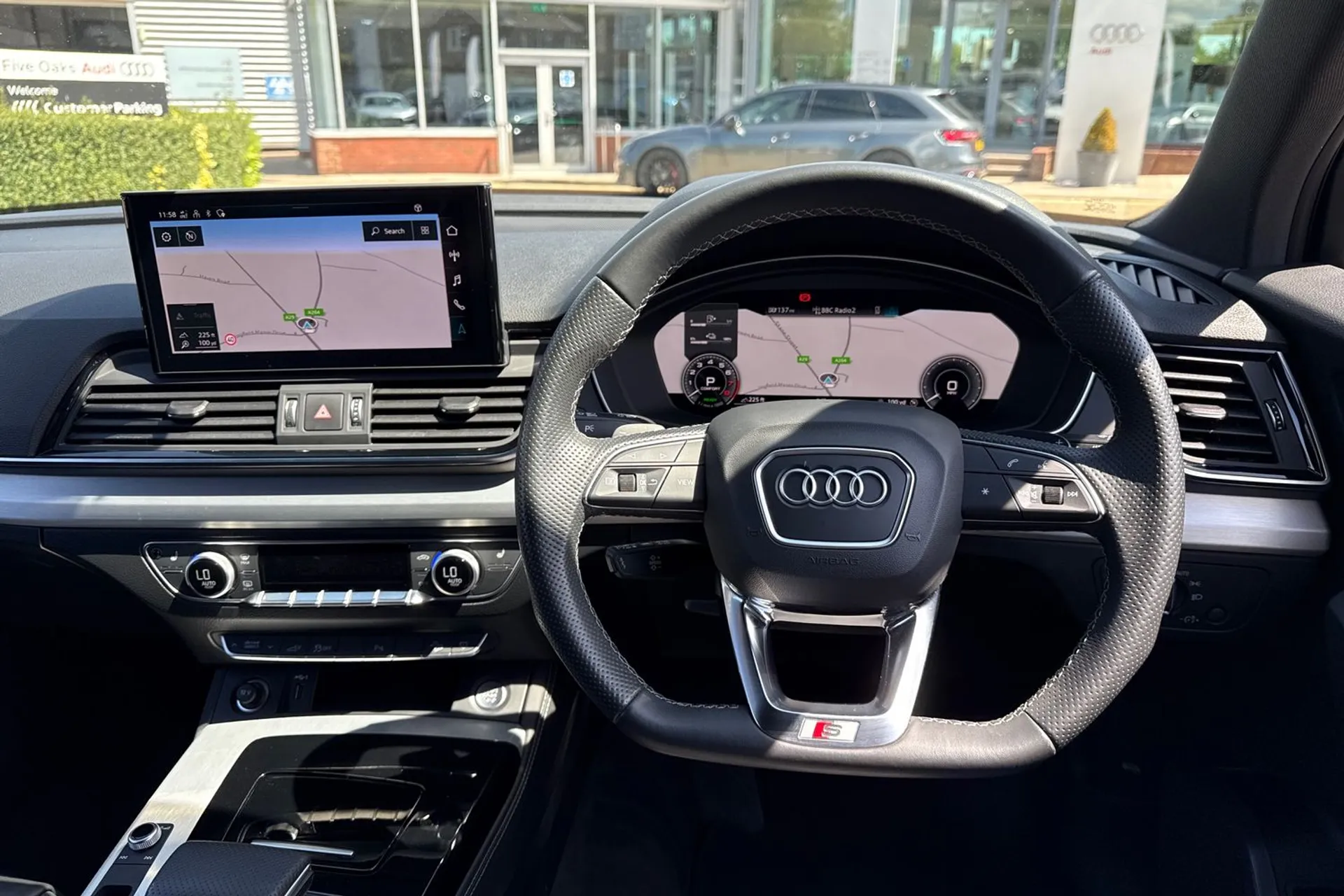 Audi Q5 thumbnail image number 38