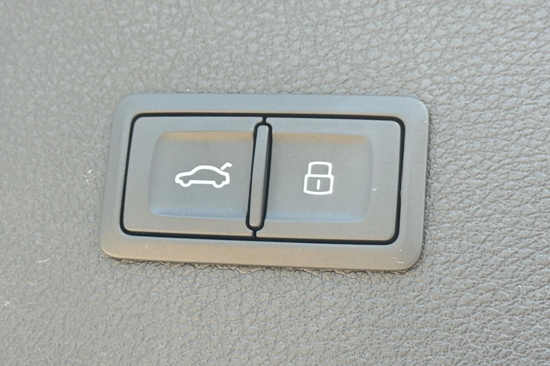Audi Q5 thumbnail image number 34