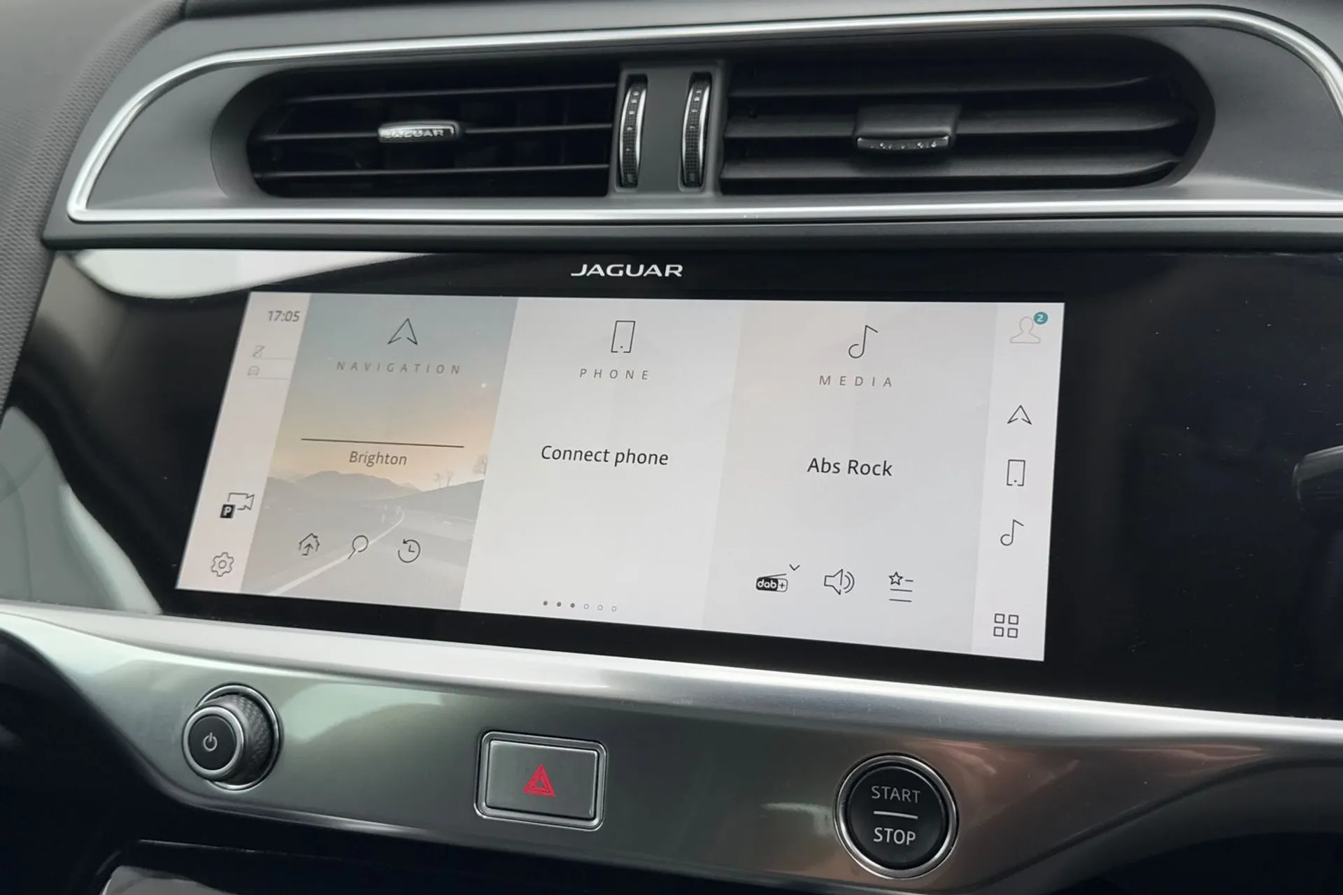 Jaguar I-PACE thumbnail image number 63