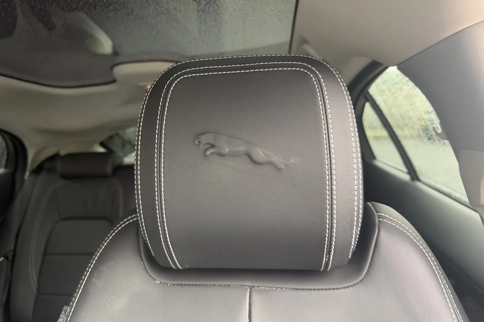 Jaguar I-PACE thumbnail image number 14