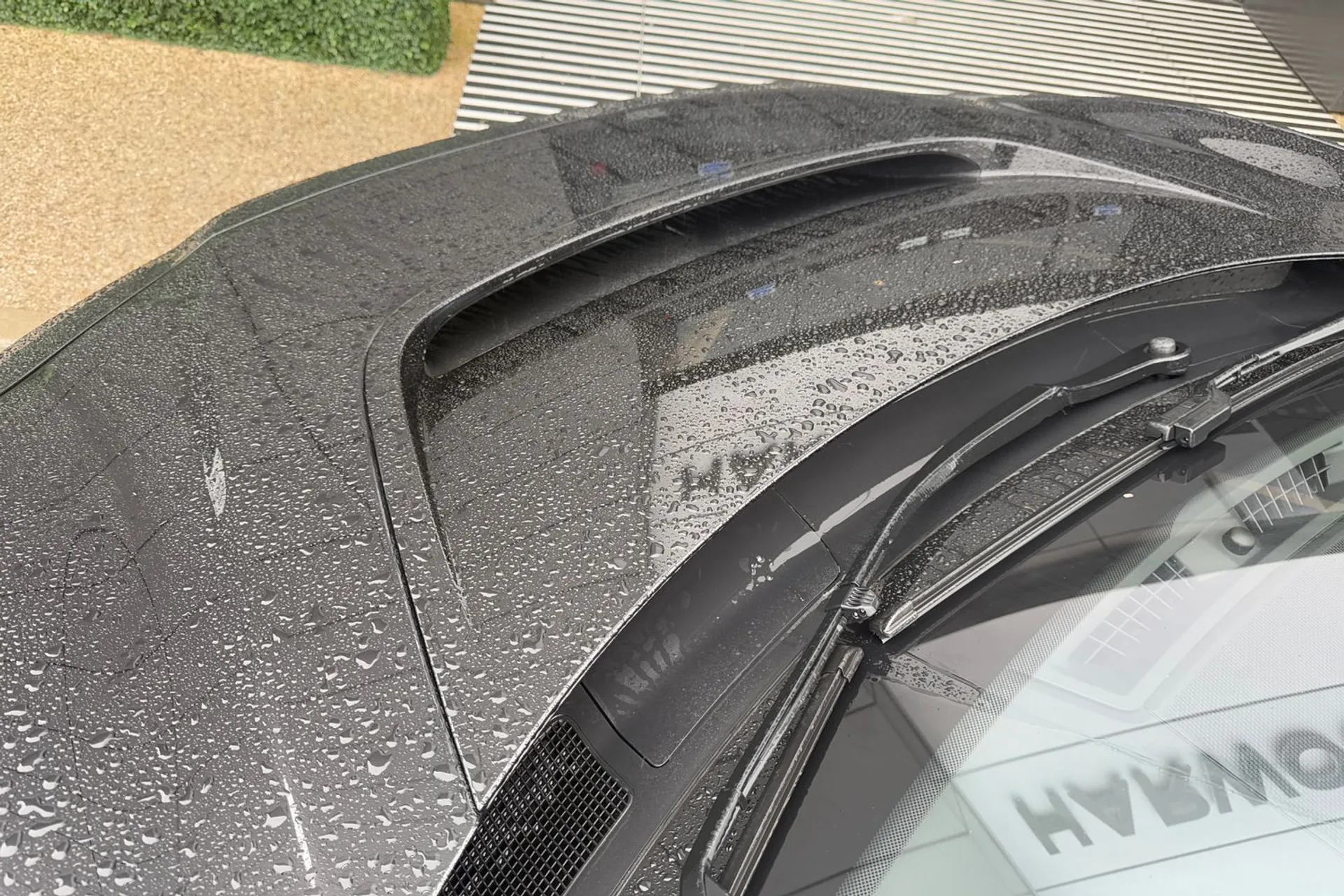 Jaguar I-PACE thumbnail image number 24