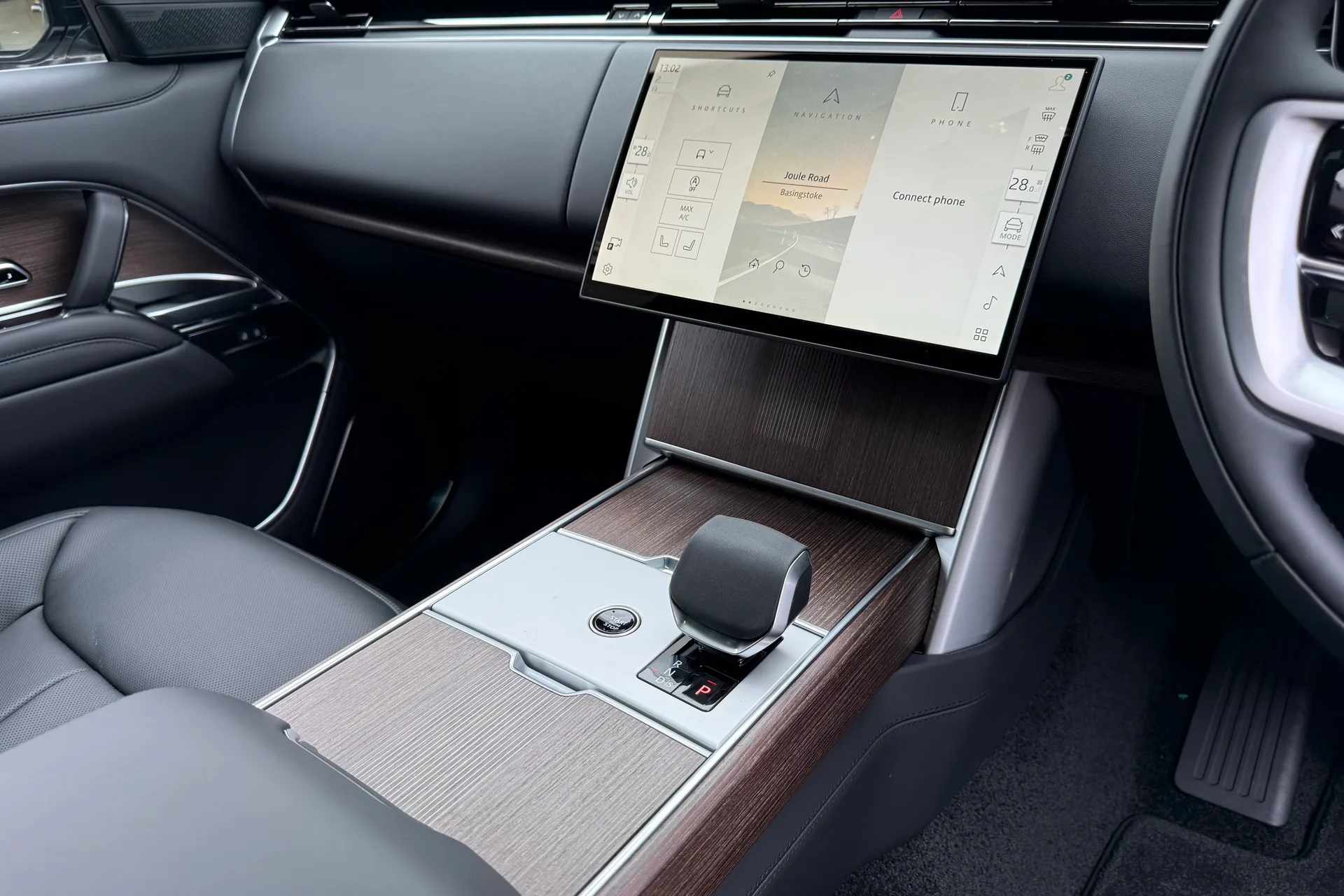 LAND ROVER RANGE ROVER thumbnail image number 13