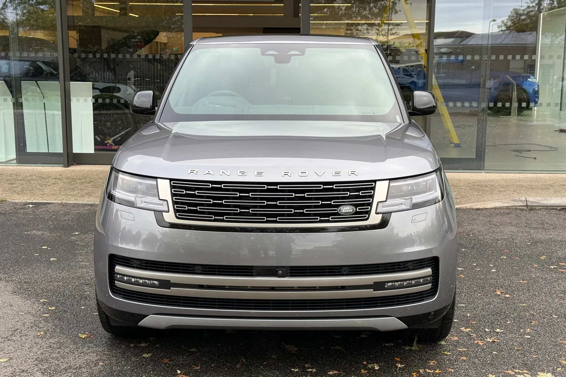 LAND ROVER RANGE ROVER thumbnail image number 7