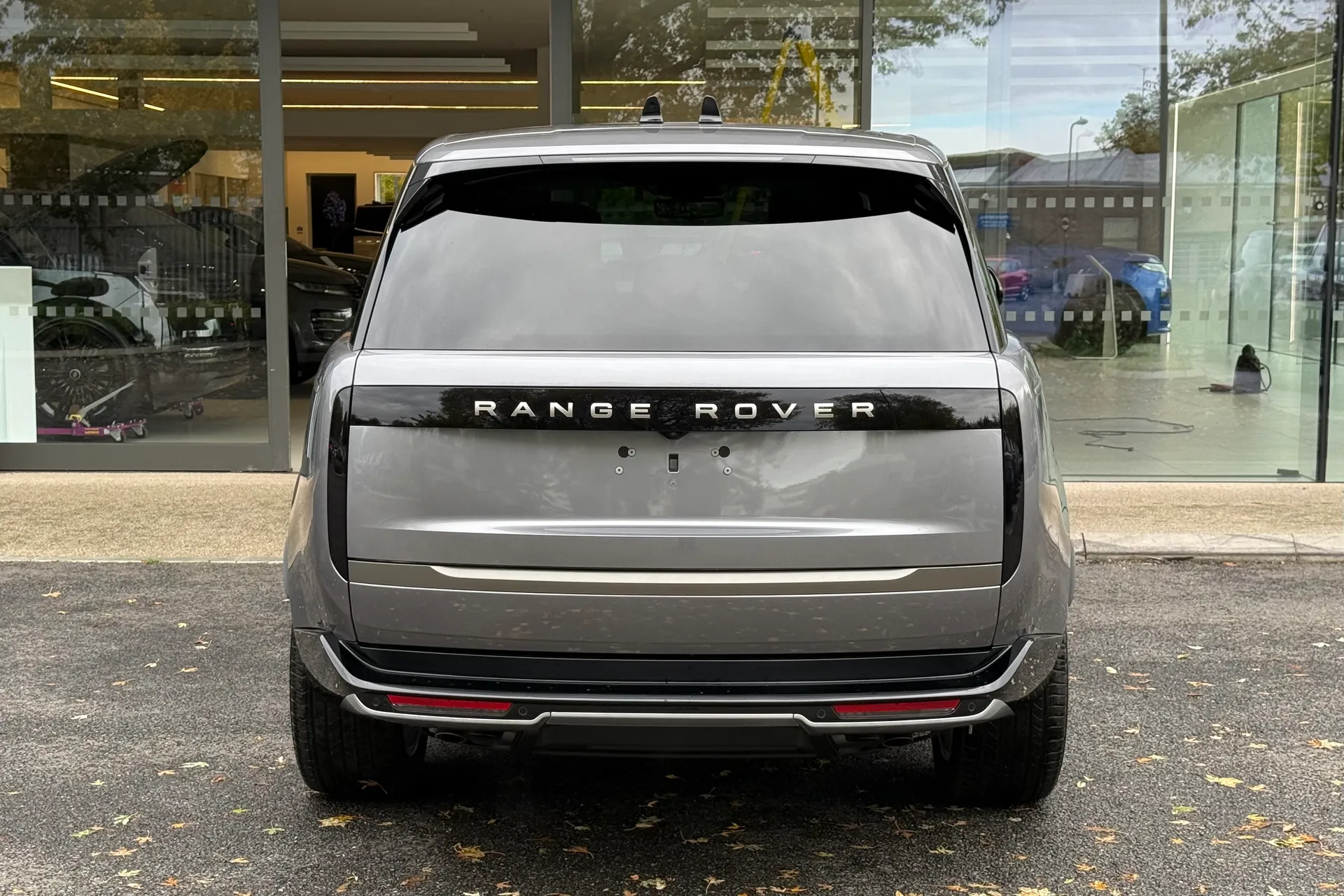 LAND ROVER RANGE ROVER thumbnail image number 6