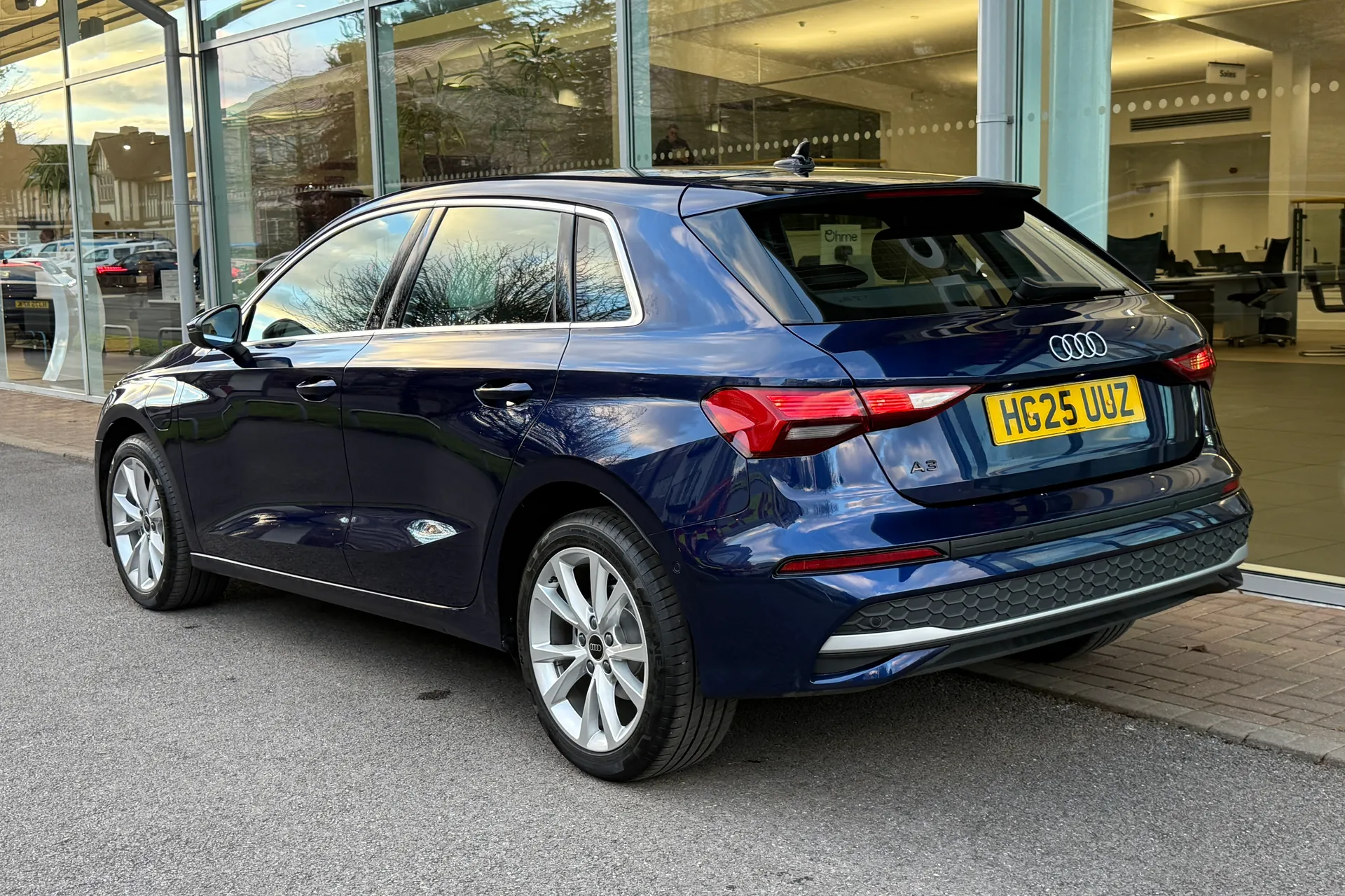 Audi A3 thumbnail image number 8