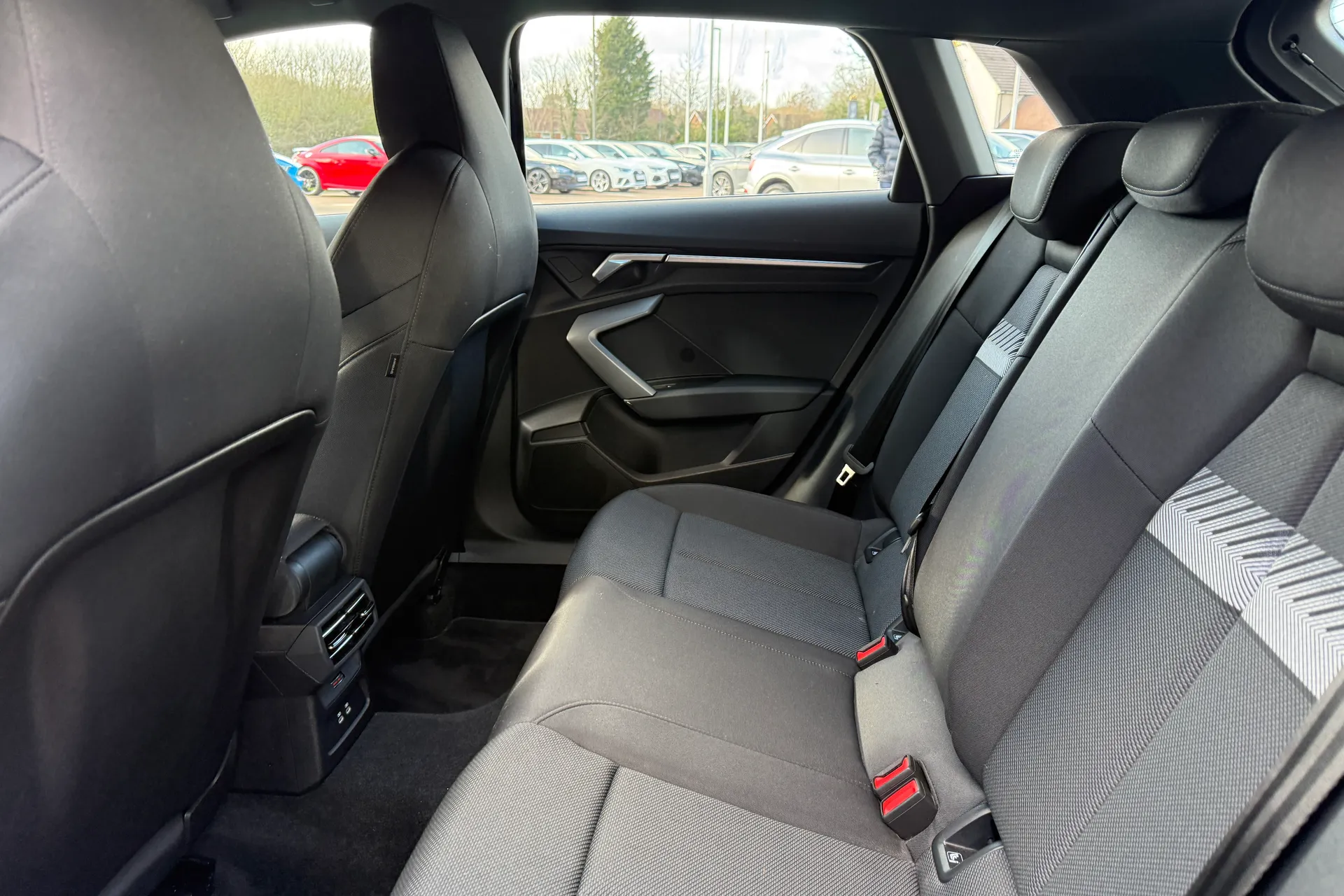 Audi A3 thumbnail image number 41