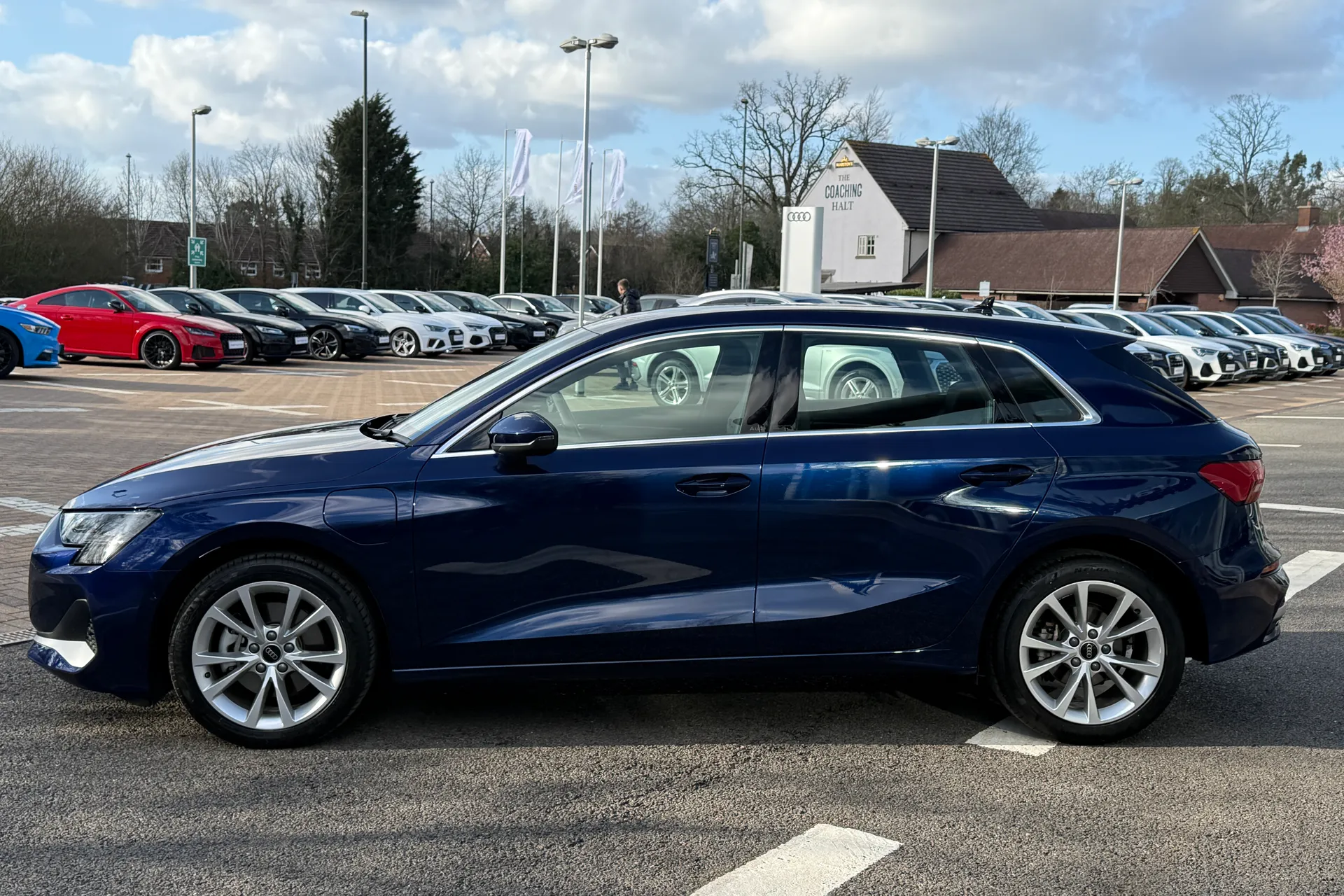 Audi A3 thumbnail image number 38