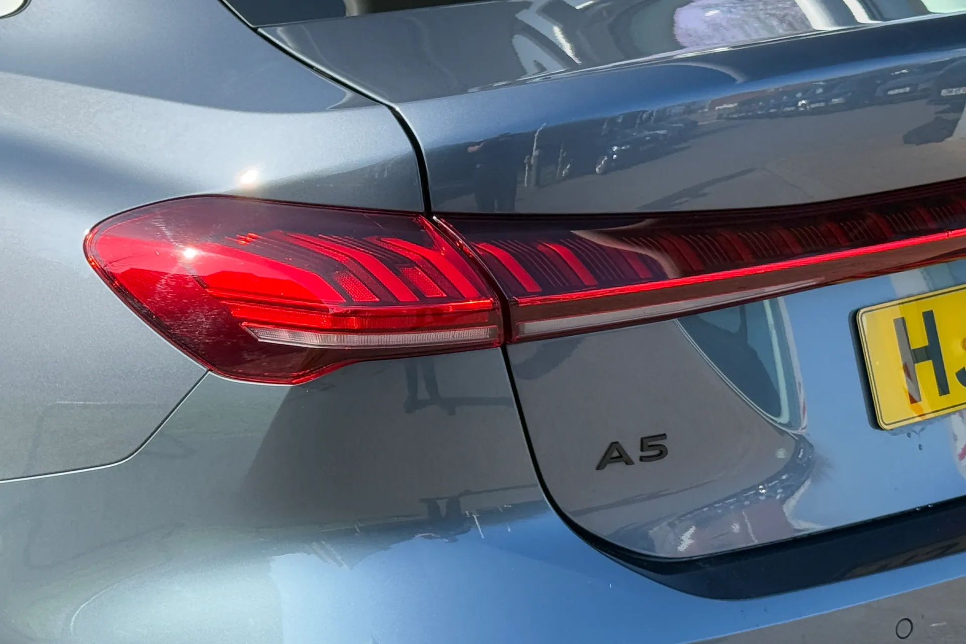 Audi A5 thumbnail image number 41