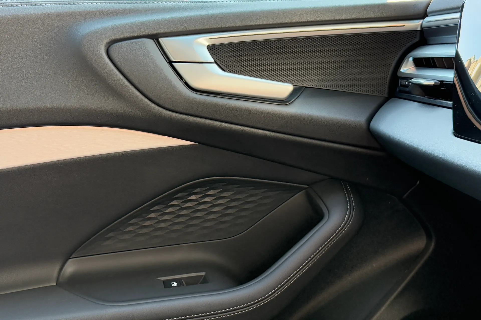 Audi A5 thumbnail image number 24