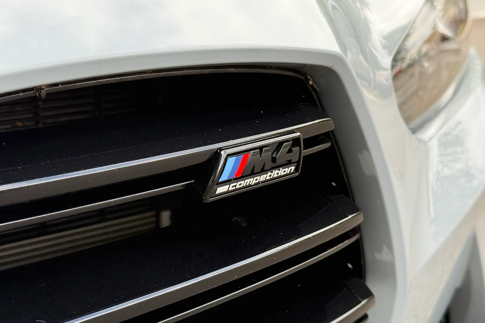 BMW M4 thumbnail image number 21
