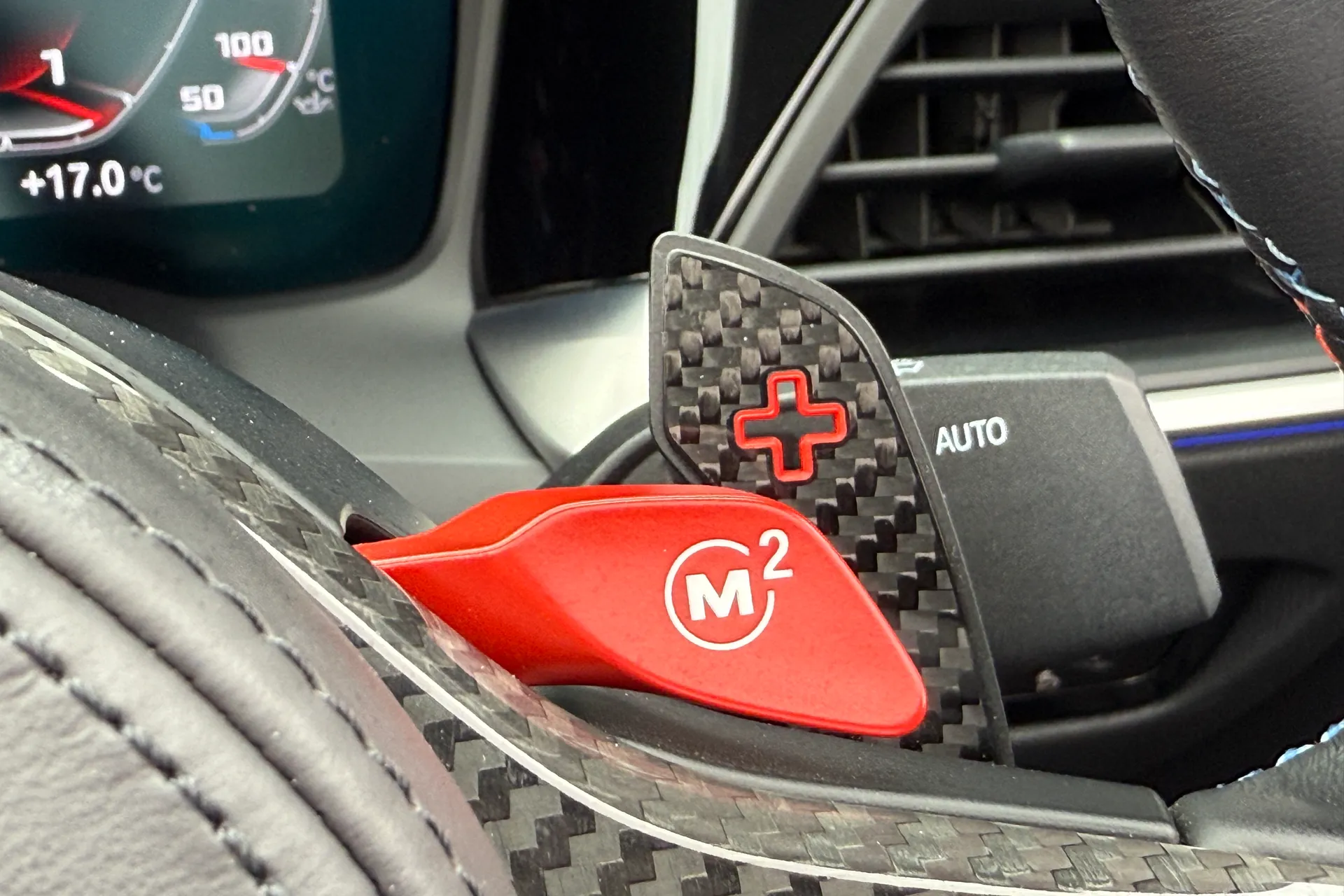 BMW M4 thumbnail image number 6