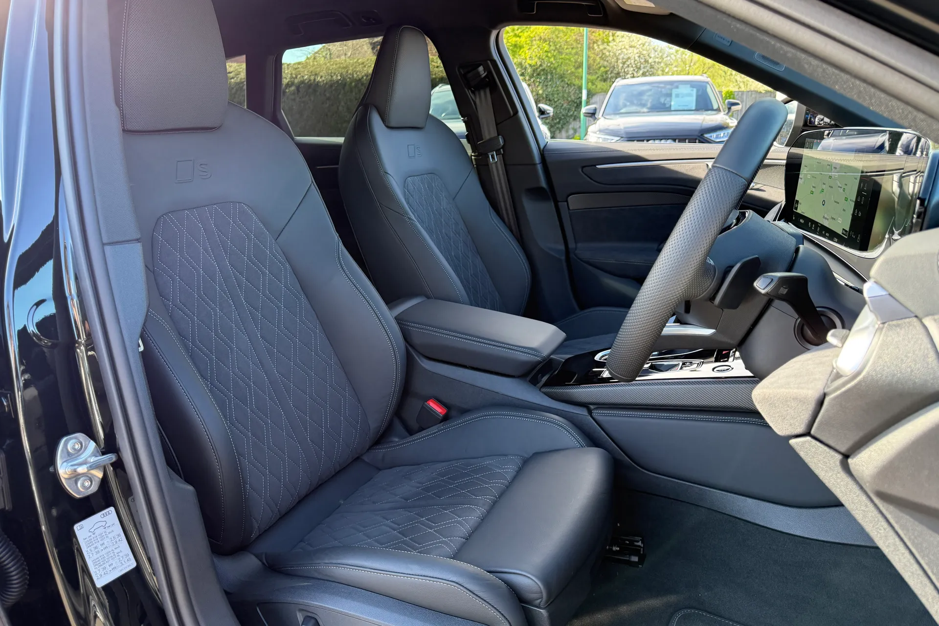 Audi A6 thumbnail image number 34