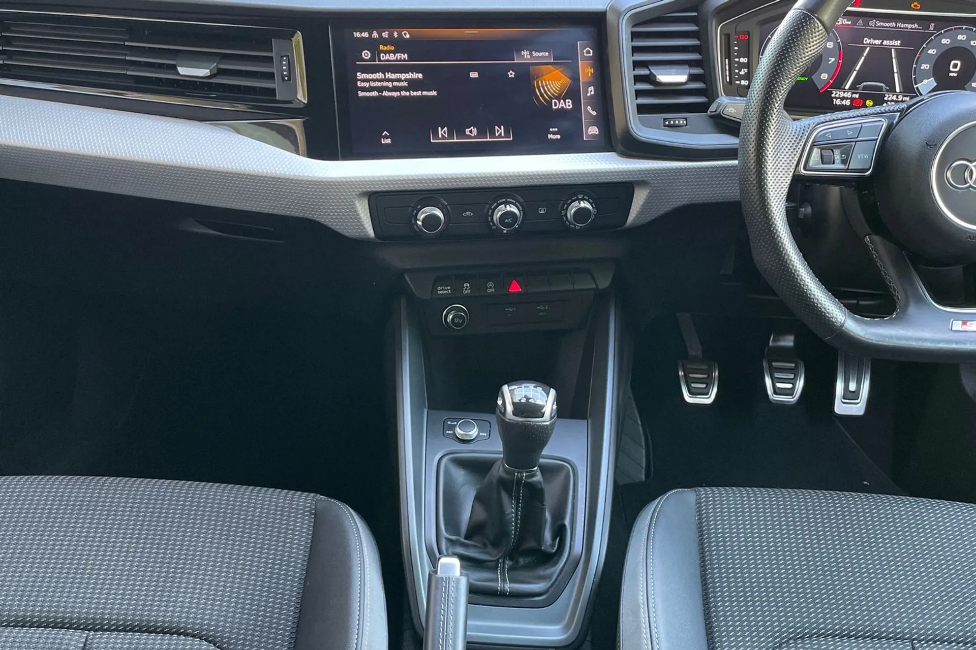 Audi A1 thumbnail image number 34