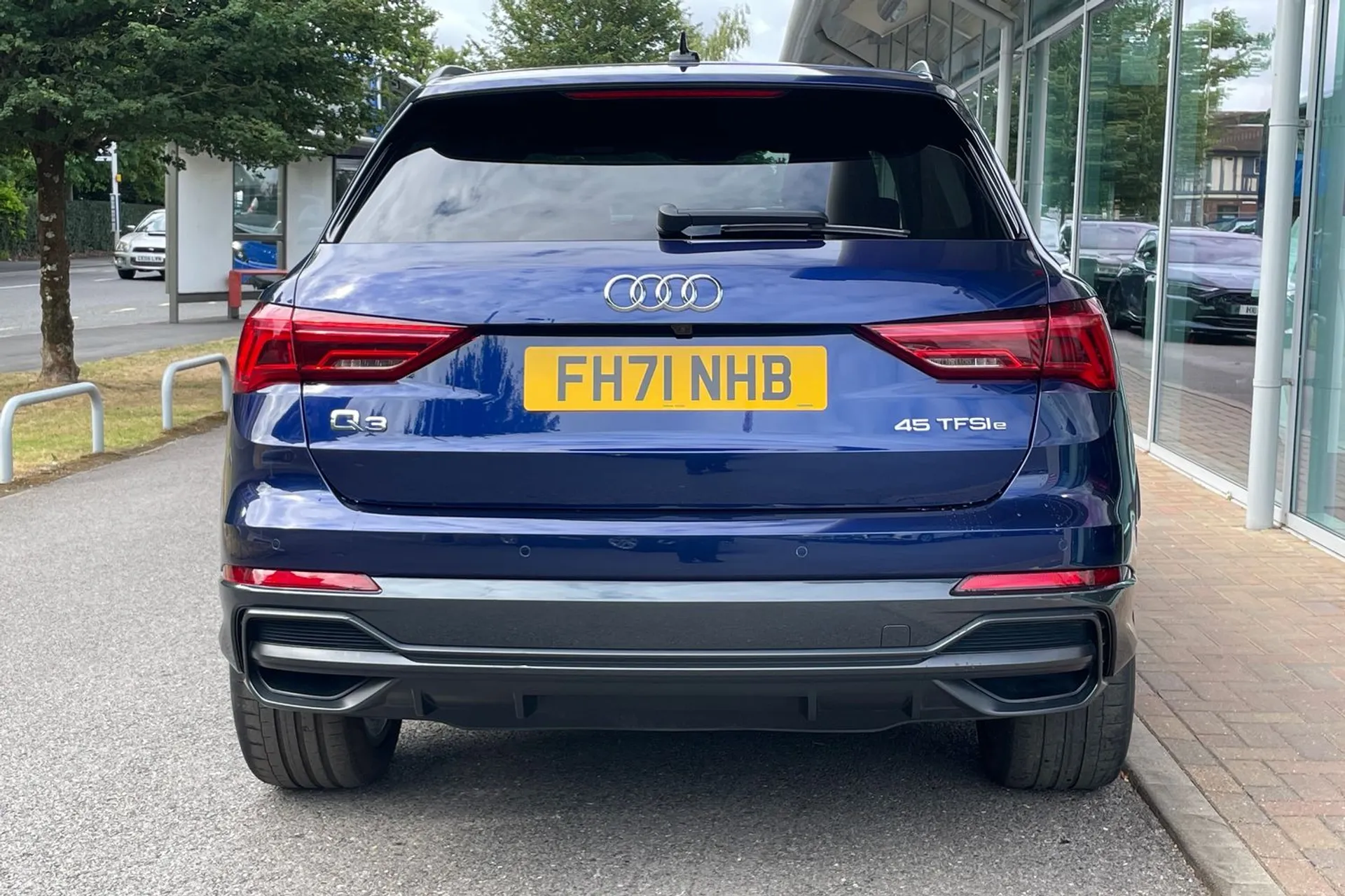 Audi Q3 thumbnail image number 7