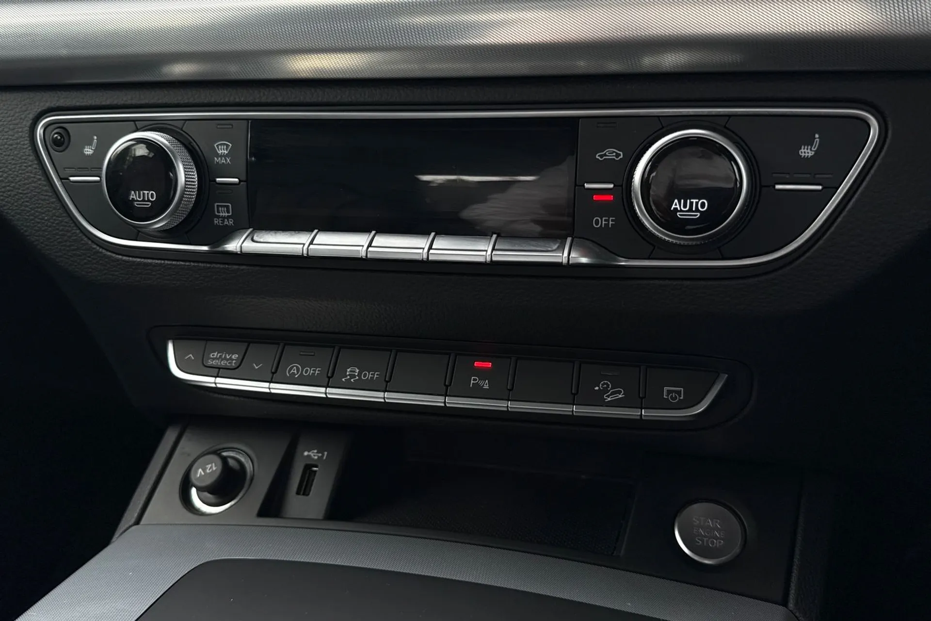 Audi Q5 thumbnail image number 4