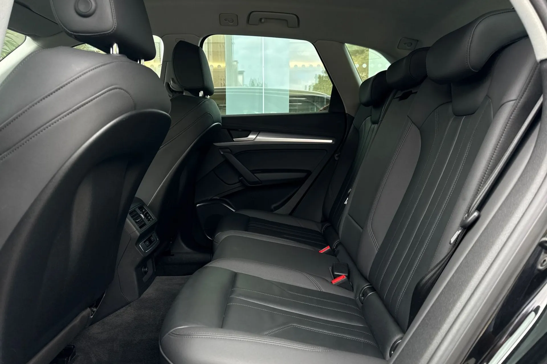 Audi Q5 thumbnail image number 29