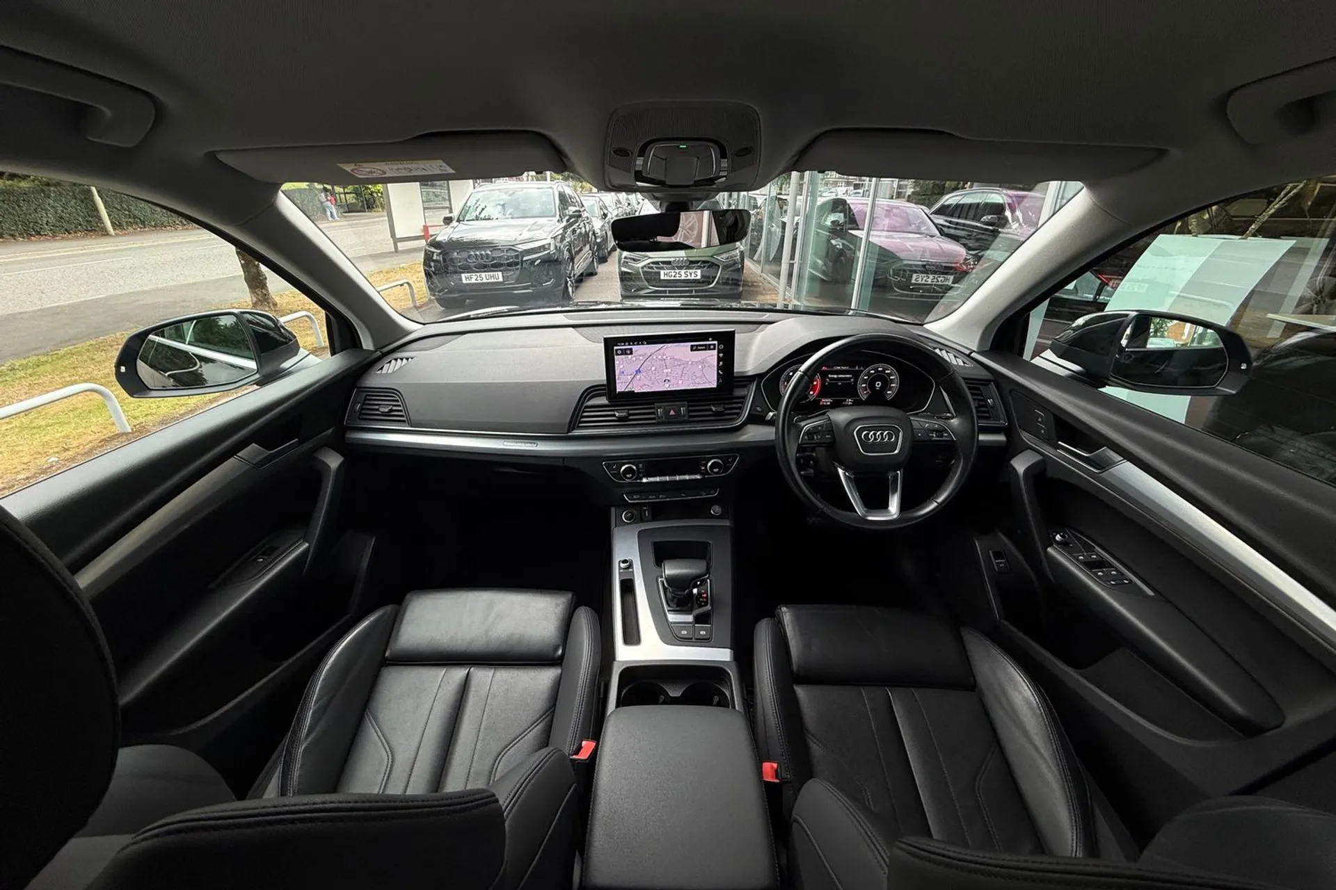 Audi Q5 thumbnail image number 31