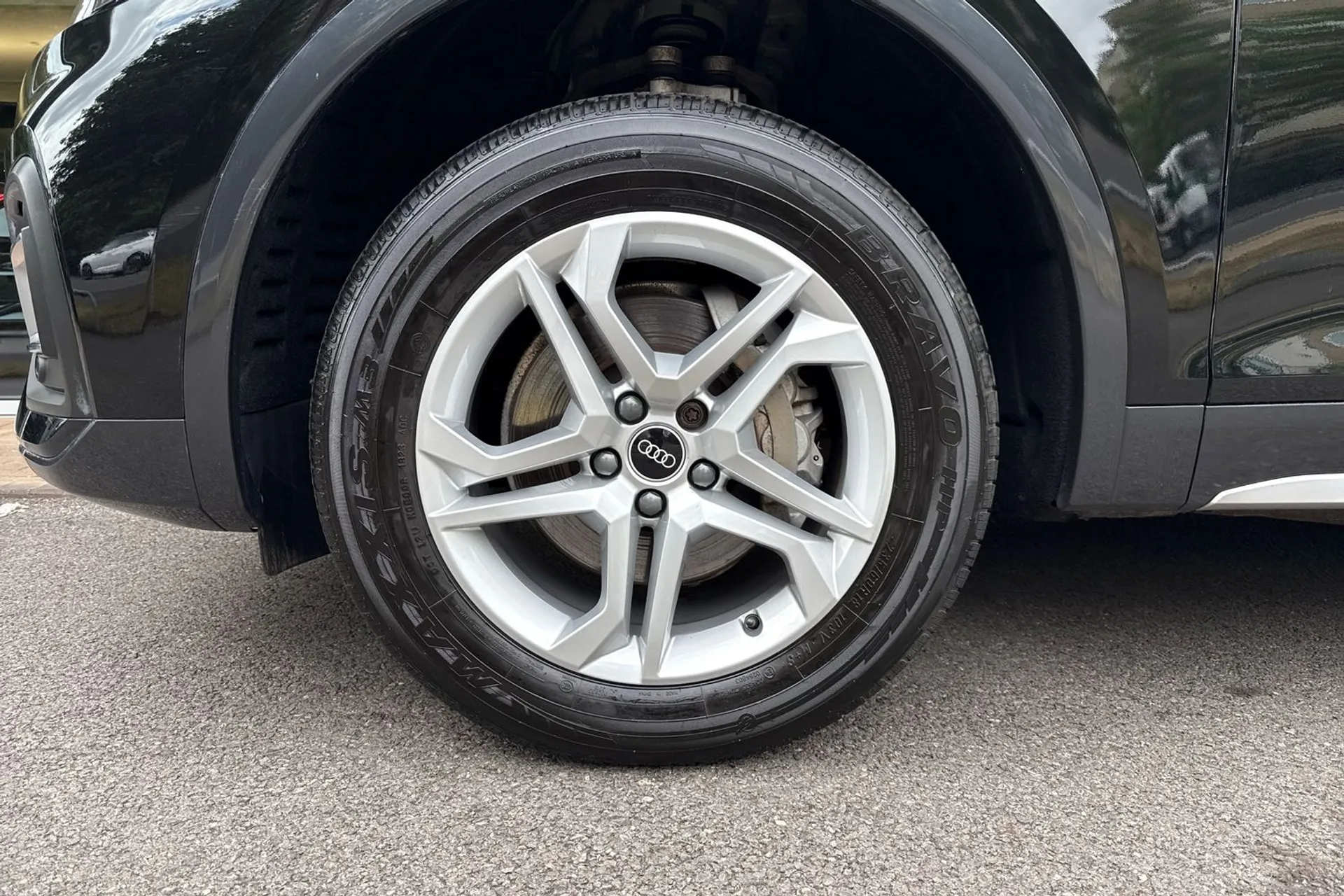 Audi Q5 thumbnail image number 12