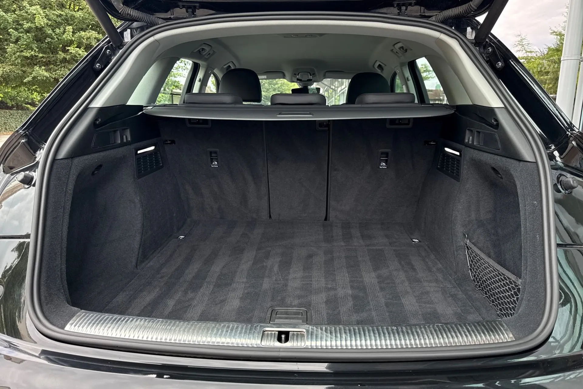 Audi Q5 thumbnail image number 18
