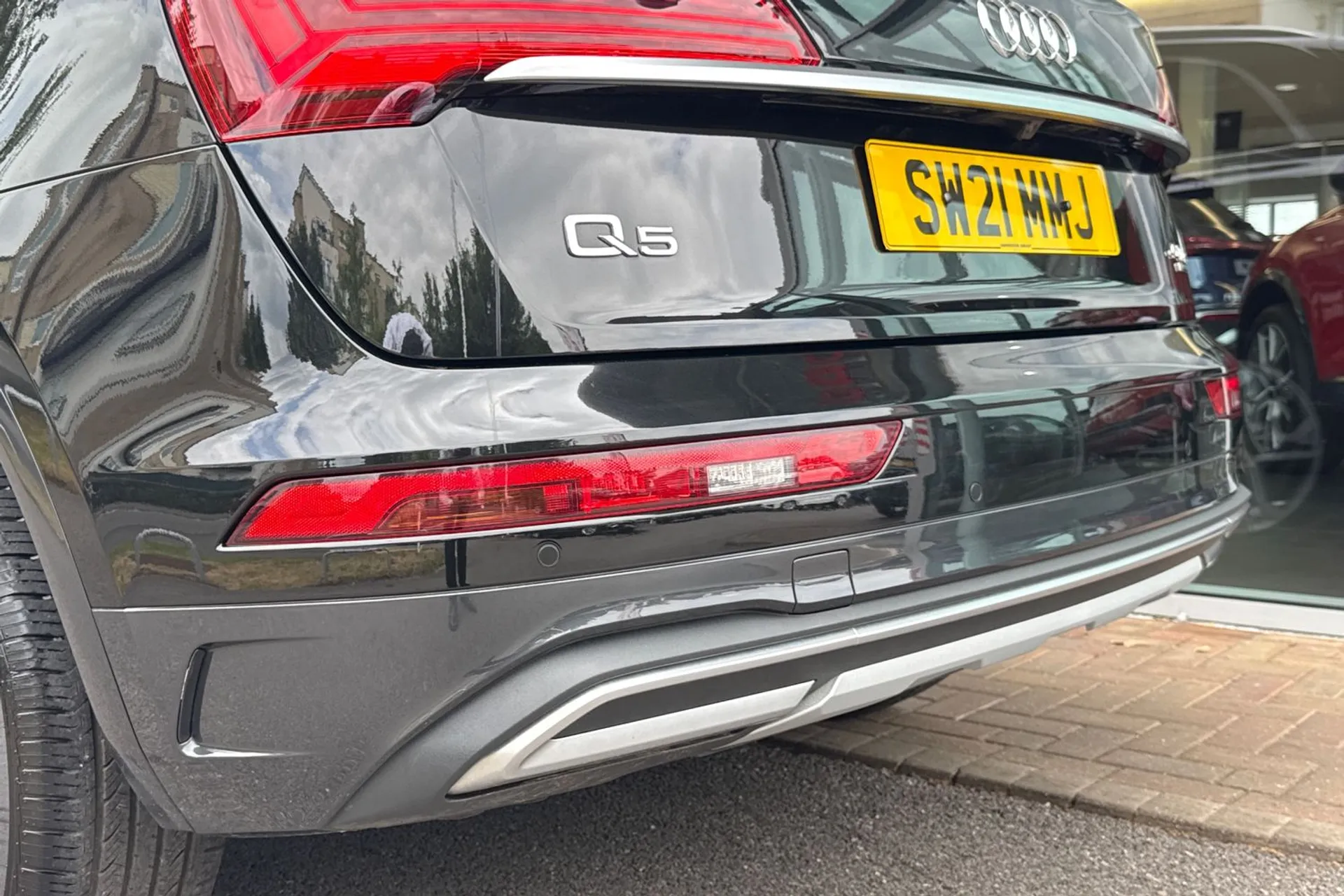 Audi Q5 thumbnail image number 16