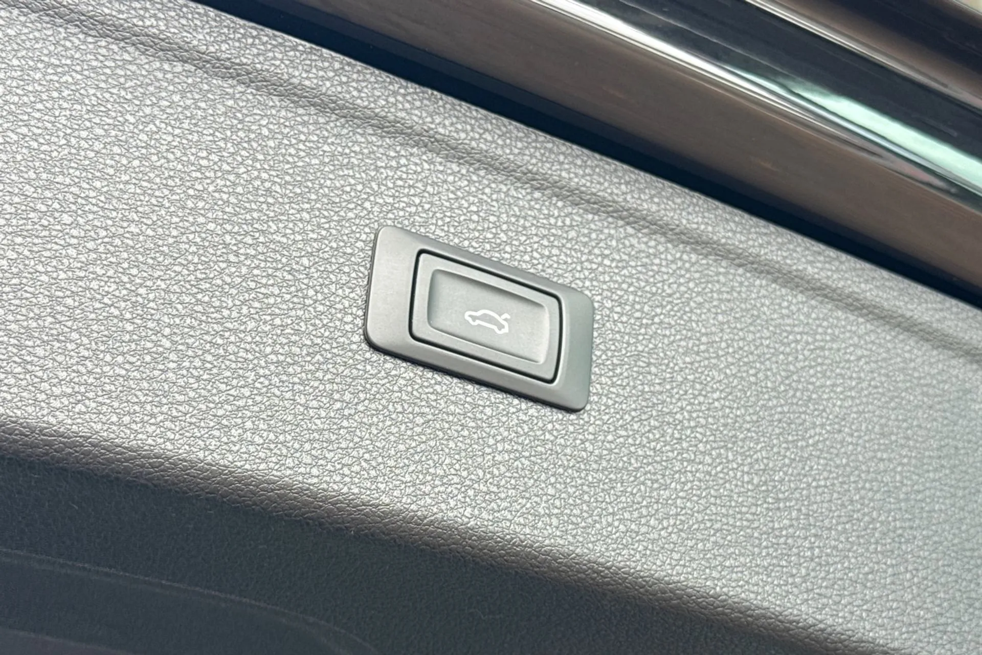 Audi Q5 thumbnail image number 19