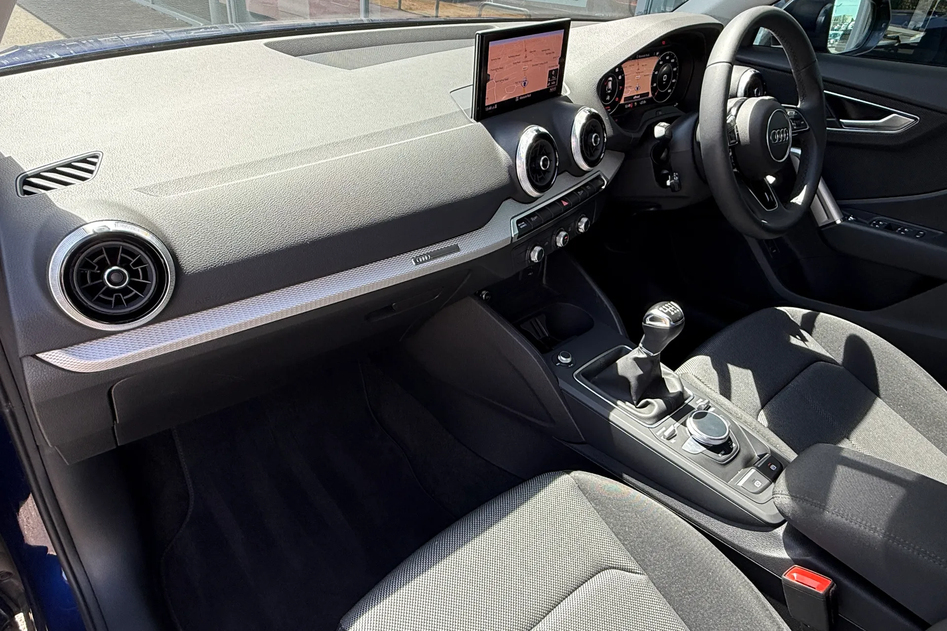 Audi Q2 thumbnail image number 26