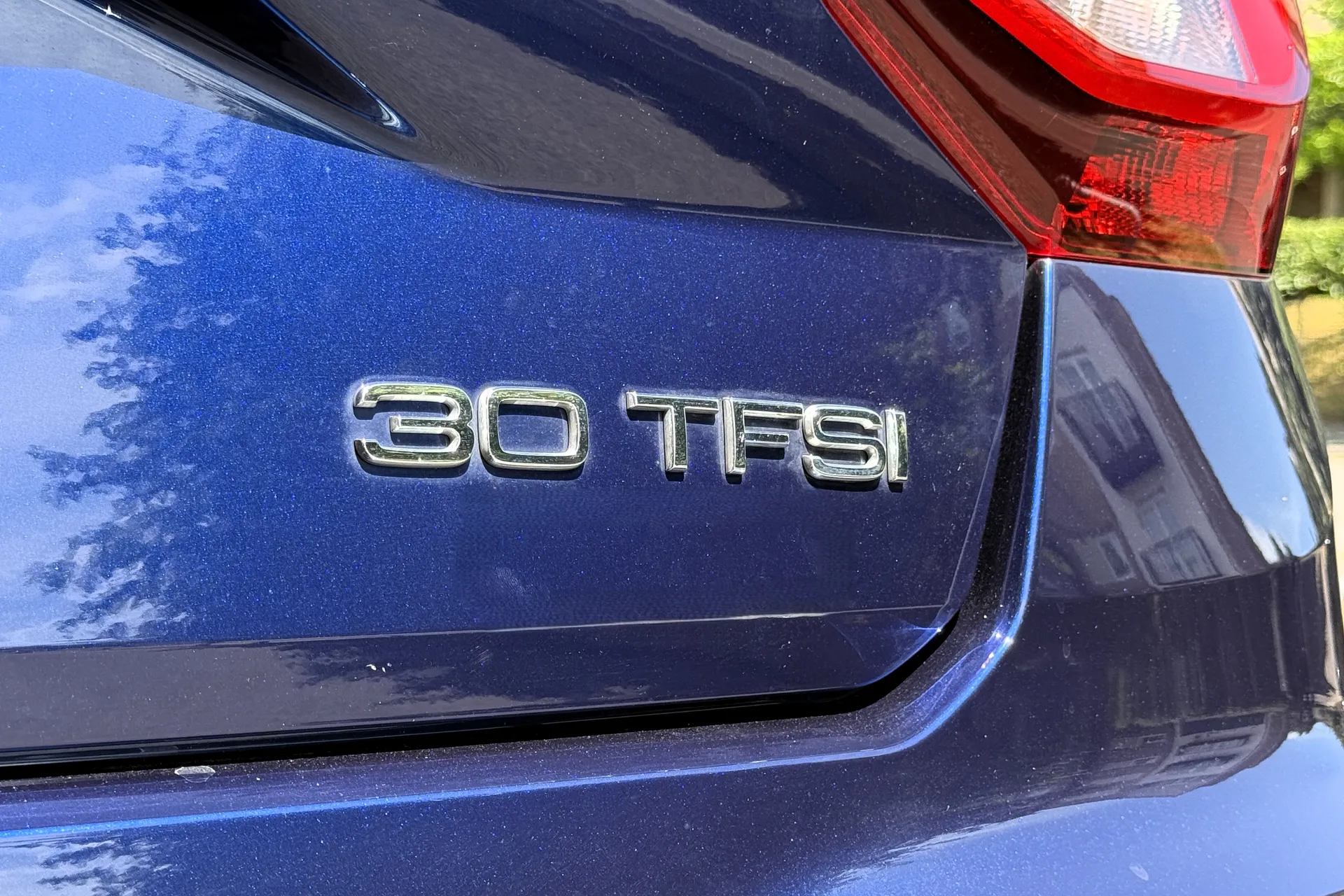 Audi Q2 thumbnail image number 15