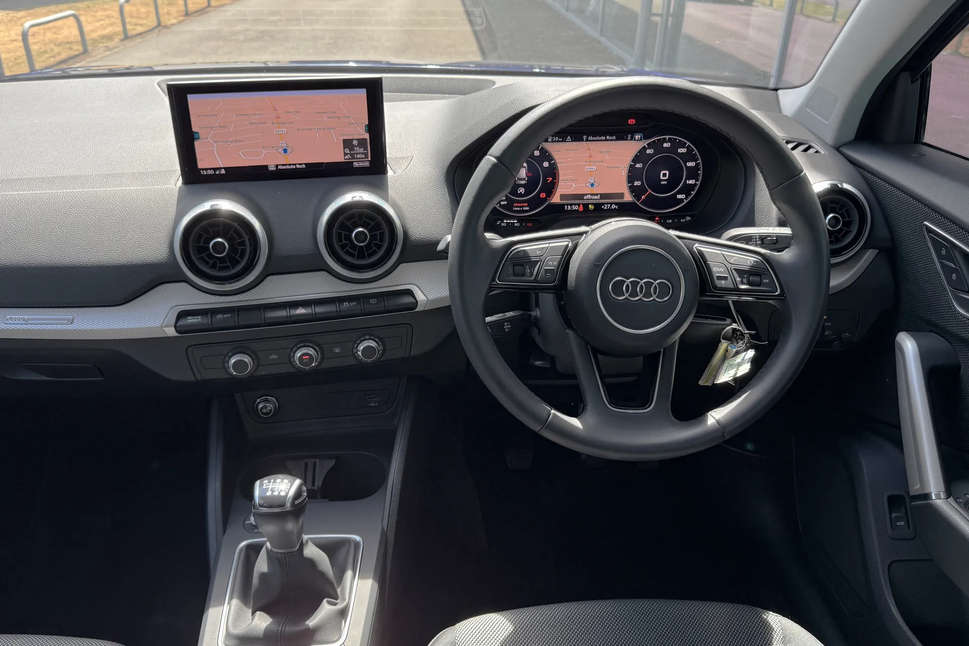Audi Q2 thumbnail image number 35
