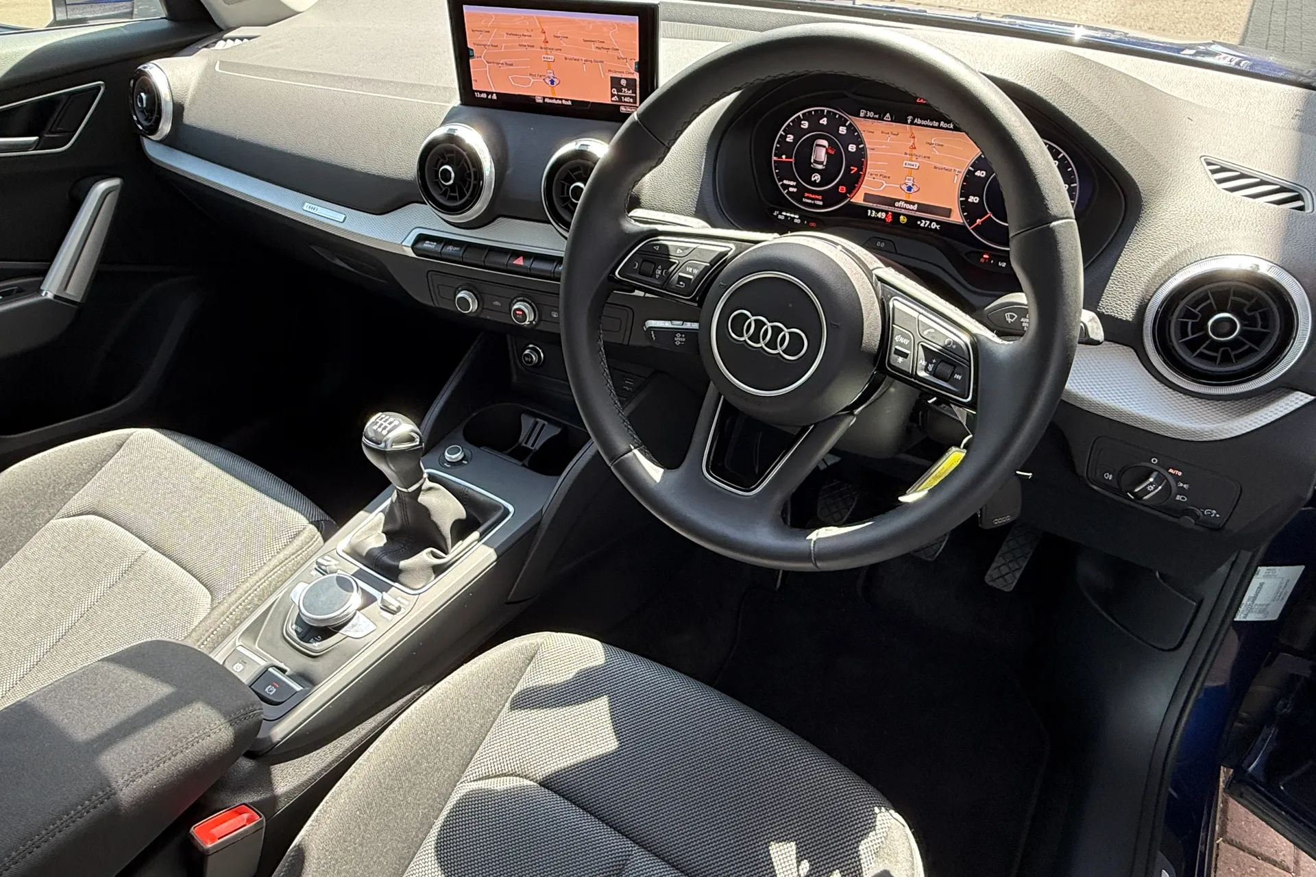Audi Q2 thumbnail image number 25