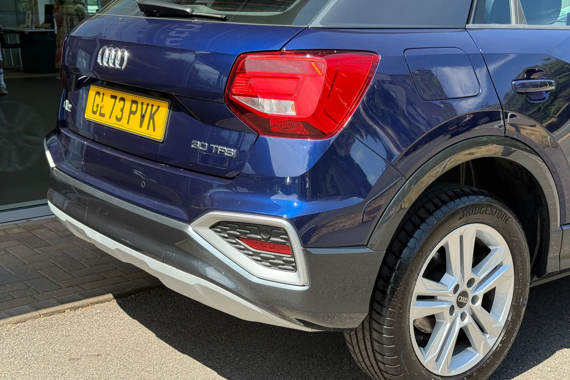 Audi Q2 thumbnail image number 14