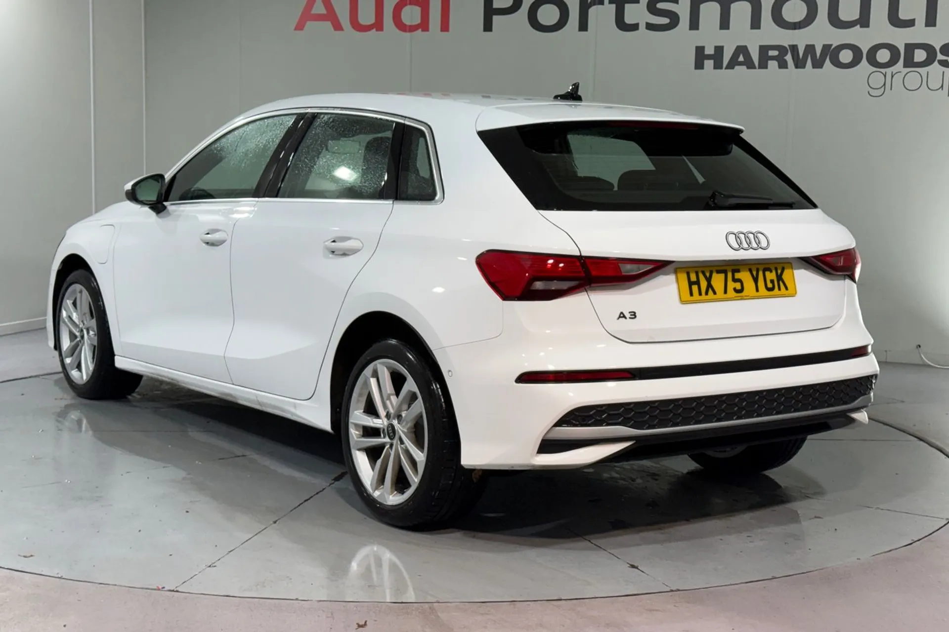 Audi A3 thumbnail image number 10