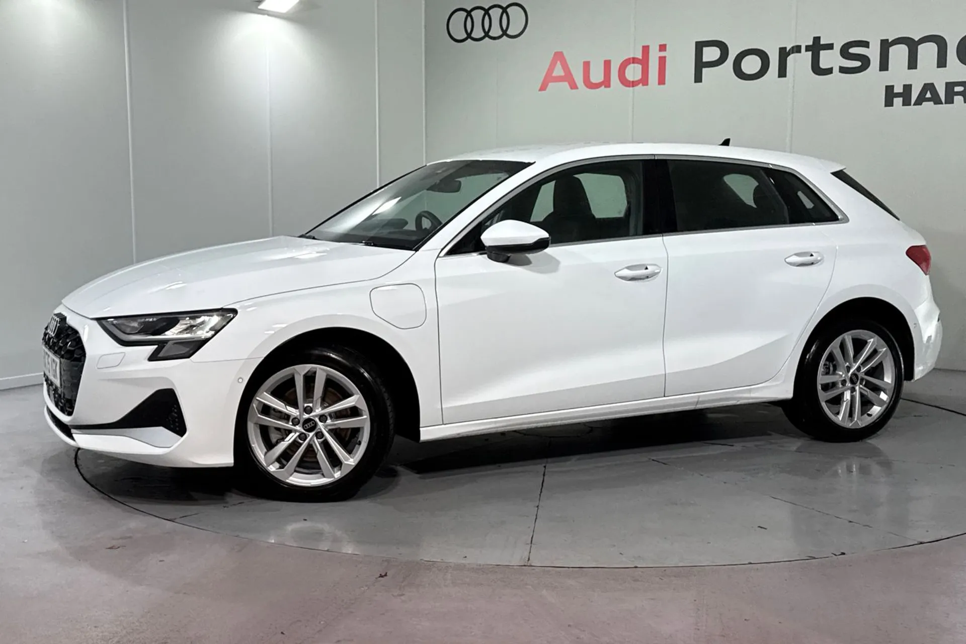 Audi A3 thumbnail image number 6