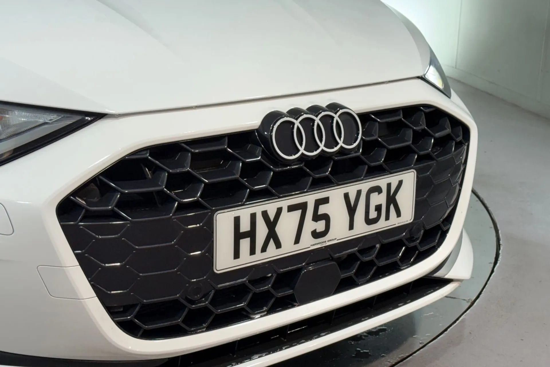 Audi A3 thumbnail image number 7