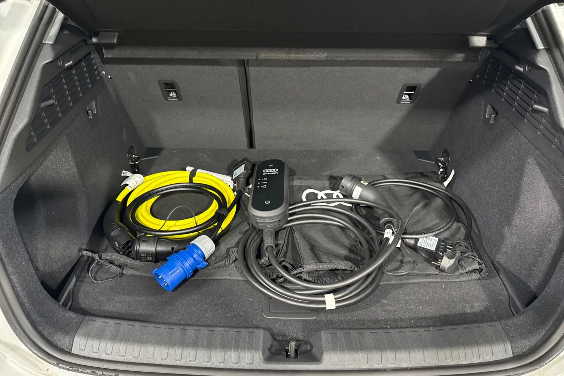 Audi A3 thumbnail image number 18